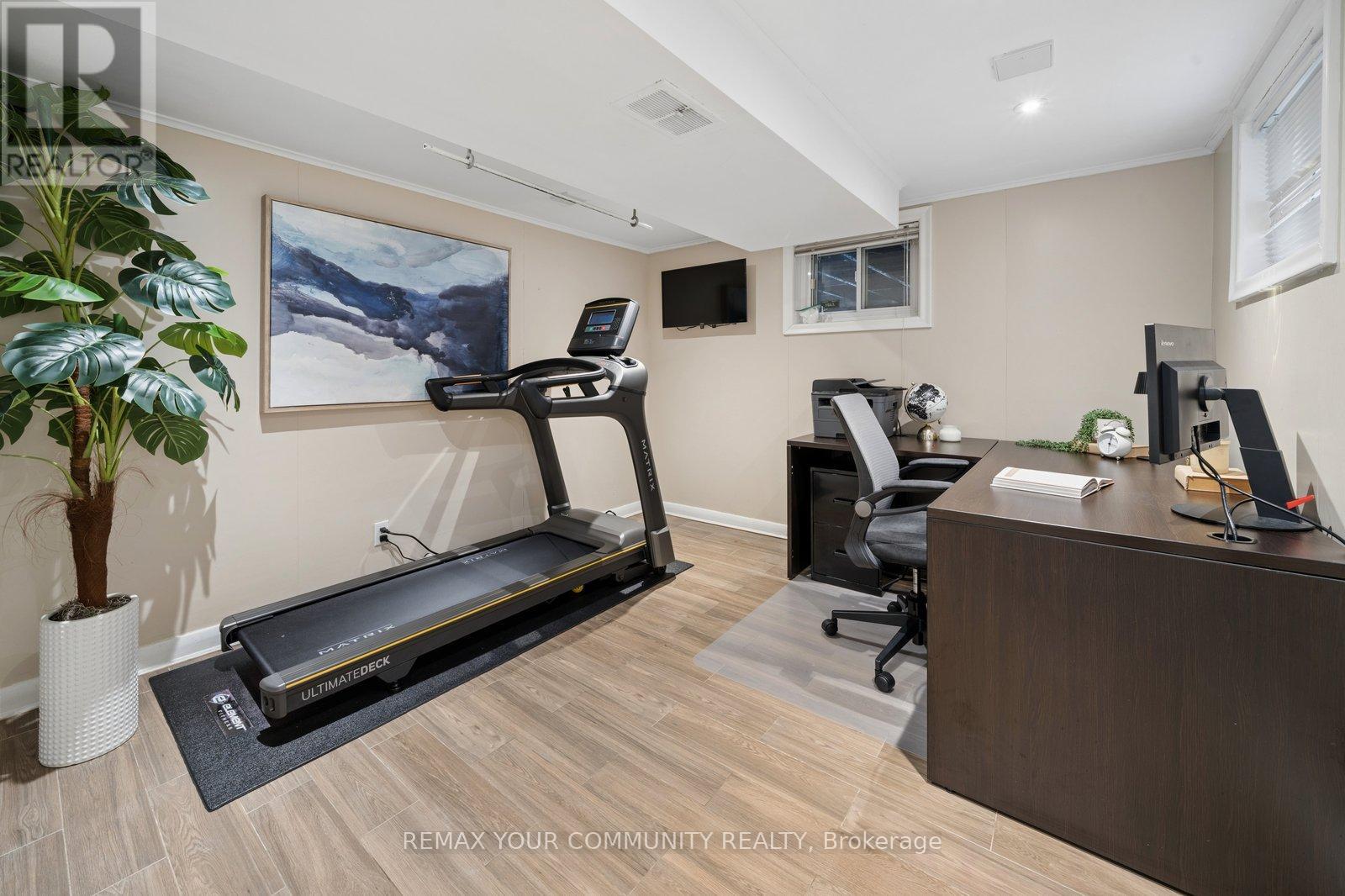 19 Newbury Lane, Toronto, Ontario  M3H 1H6 - Photo 29 - C12913480