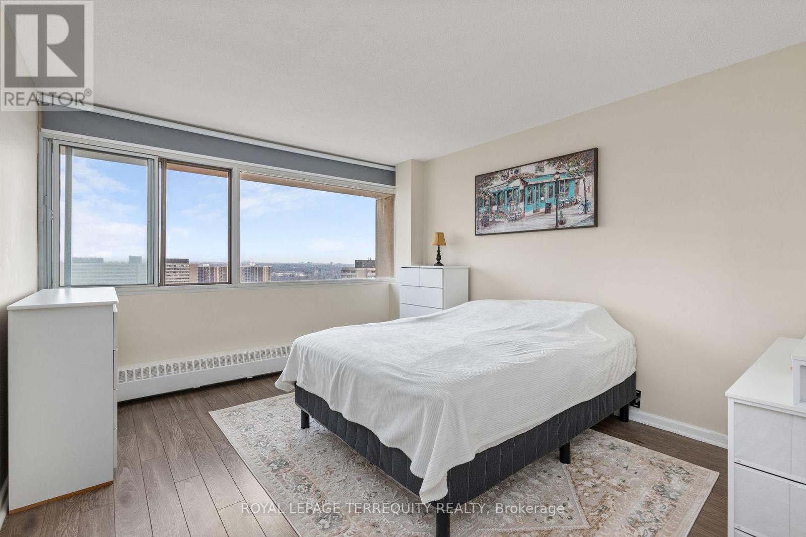 2204 - 715 Don Mills Road, Toronto (Flemingdon Park), Ontario  M3C 1S5 - Photo 14 - C12913498