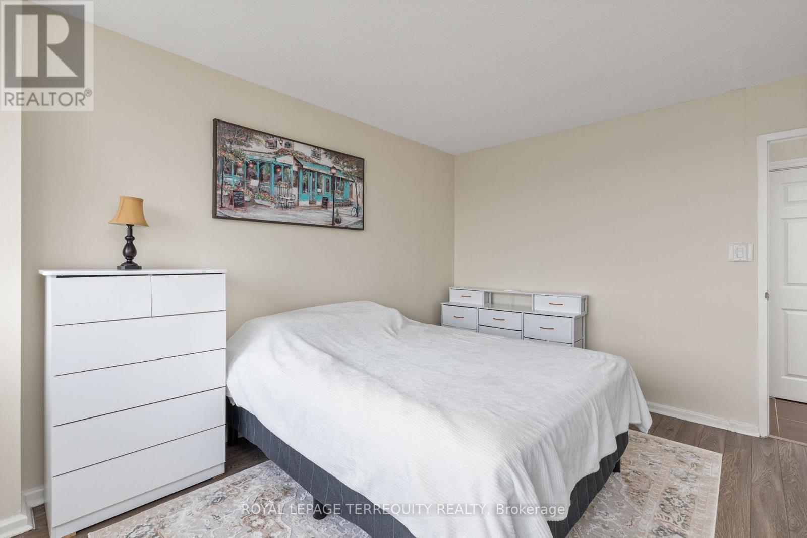 2204 - 715 Don Mills Road, Toronto (Flemingdon Park), Ontario  M3C 1S5 - Photo 15 - C12913498