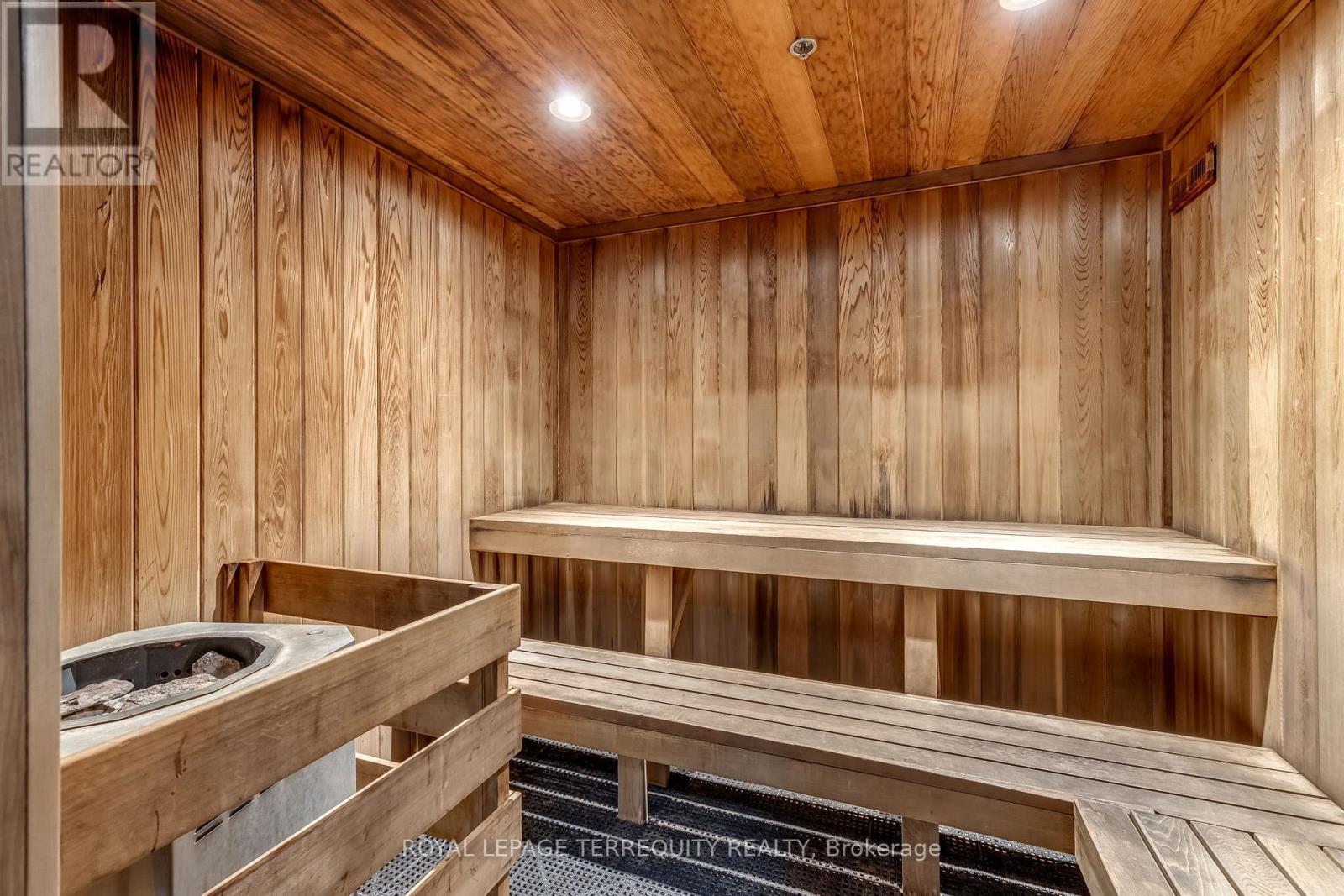 2204 - 715 Don Mills Road, Toronto (Flemingdon Park), Ontario  M3C 1S5 - Photo 22 - C12913498