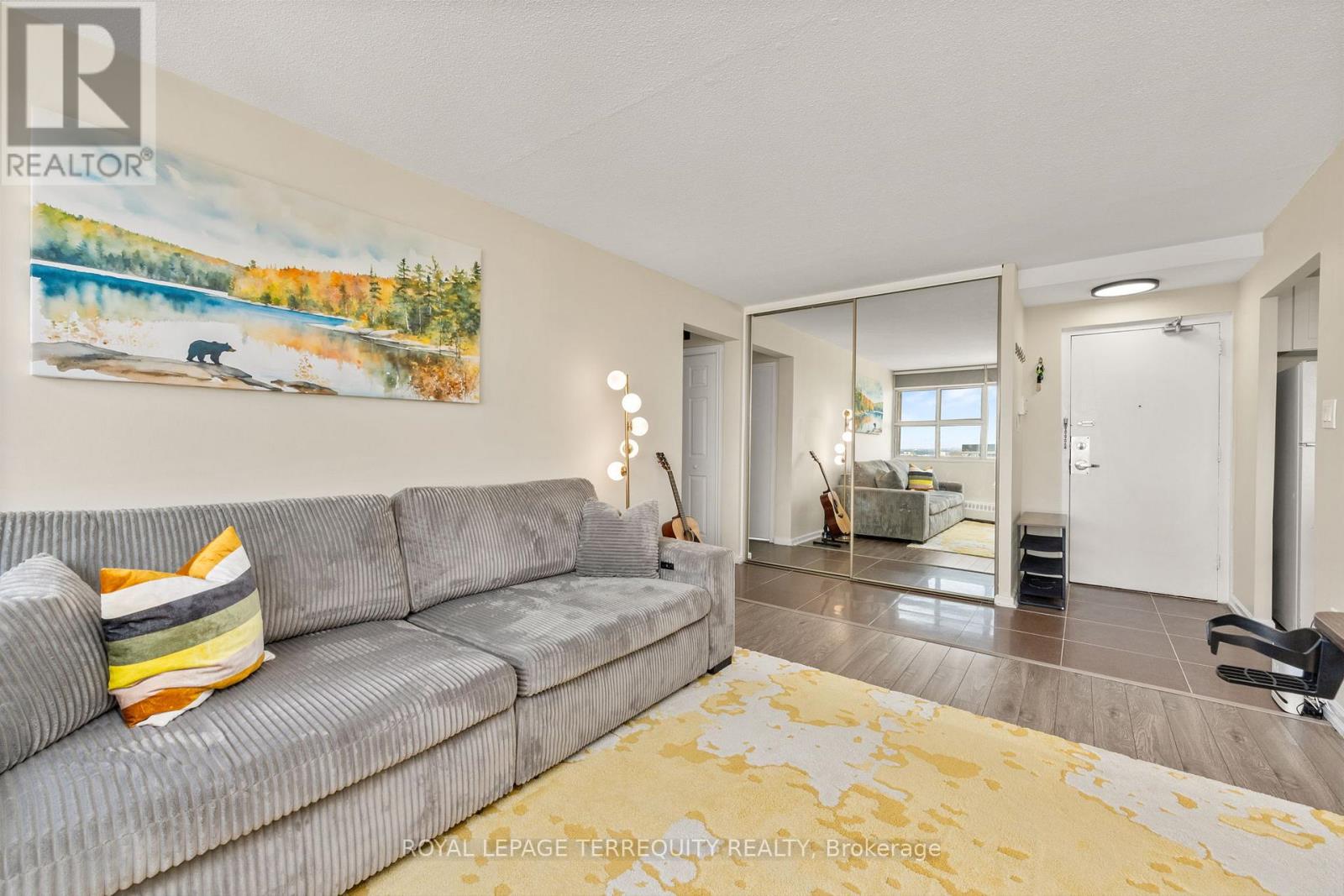 2204 - 715 Don Mills Road, Toronto (Flemingdon Park), Ontario  M3C 1S5 - Photo 6 - C12913498