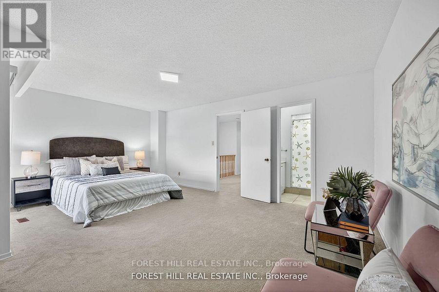 38 Carnival Court, Toronto (Westminster-Branson), Ontario  M2R 3T8 - Photo 19 - C12913542