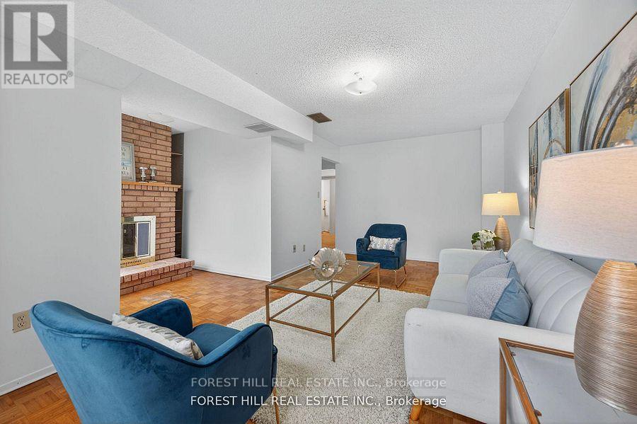 38 Carnival Court, Toronto (Westminster-Branson), Ontario  M2R 3T8 - Photo 20 - C12913542