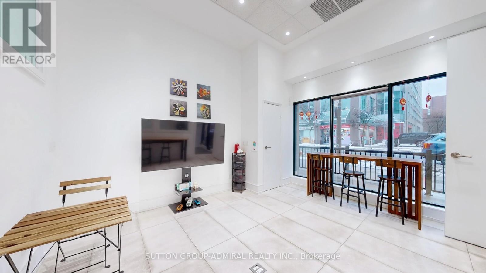 27-28 - 909 Yonge Street, Toronto (Rosedale-Moore Park), Ontario  M4W 2H2 - Photo 7 - C12913550