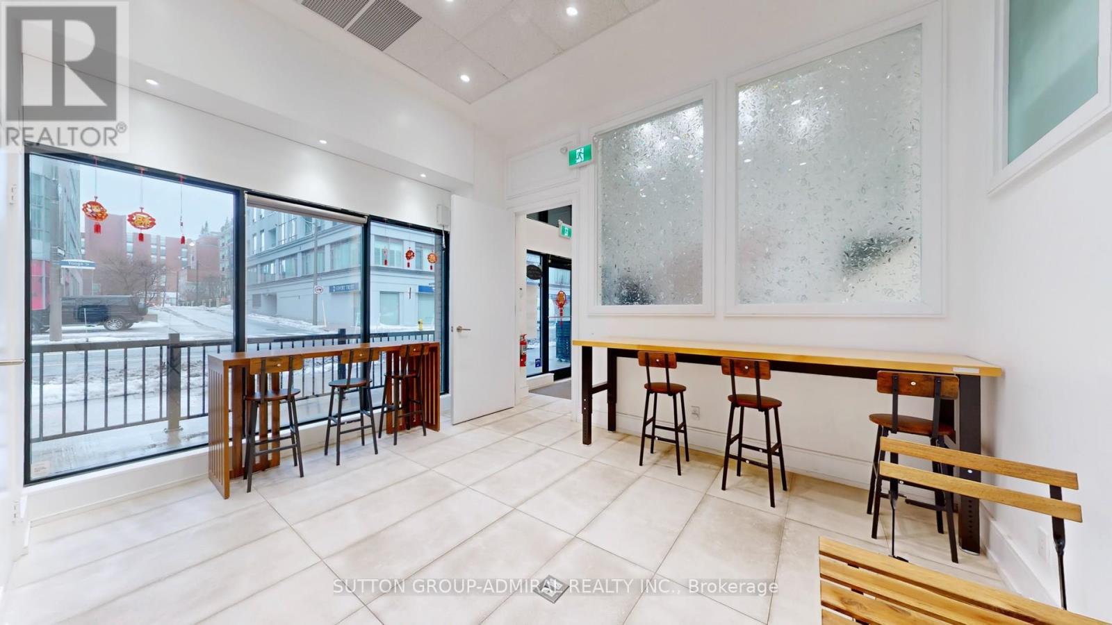 27-28 - 909 Yonge Street, Toronto (Rosedale-Moore Park), Ontario  M4W 2H2 - Photo 8 - C12913550