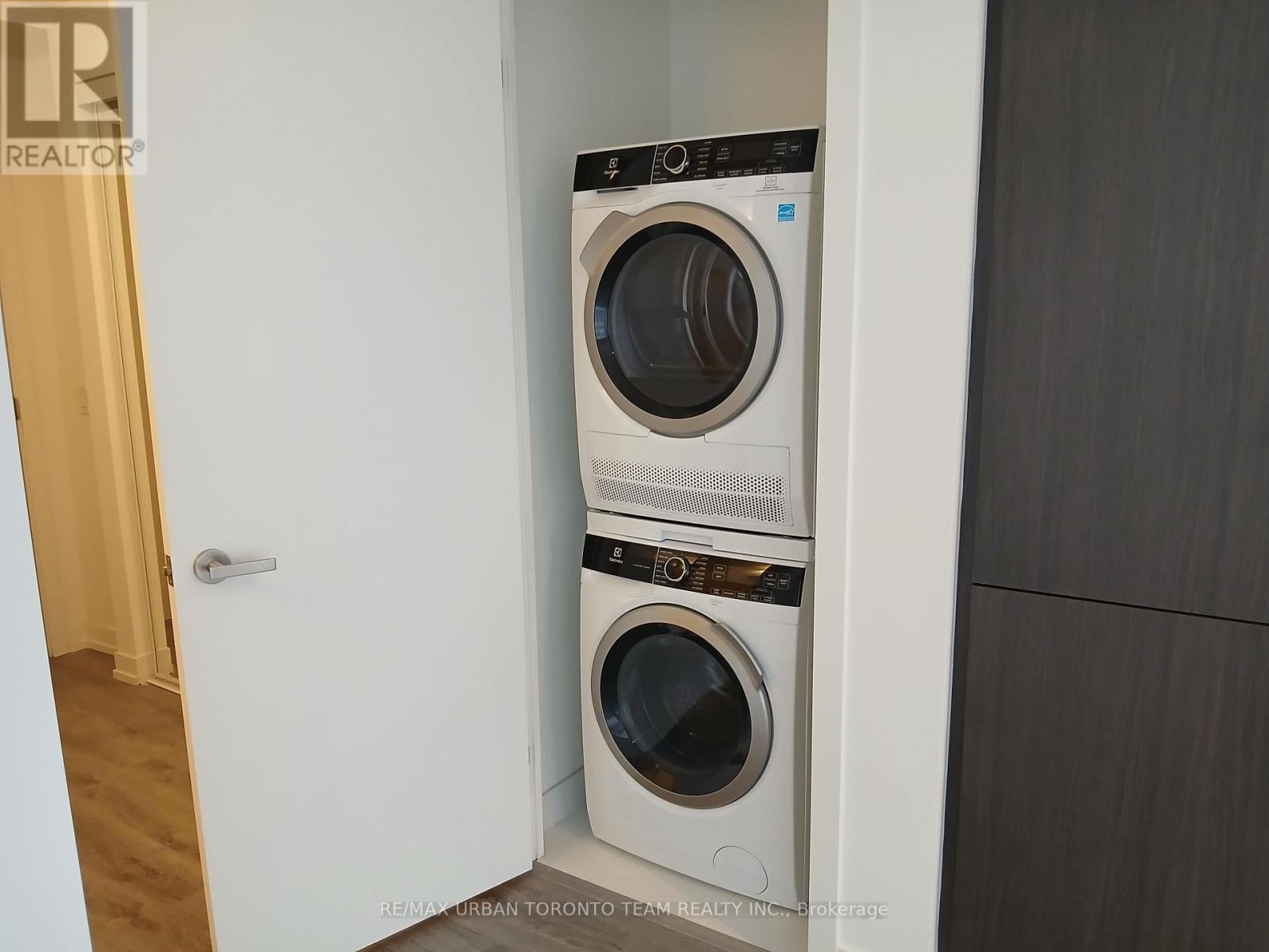 7211 - 138 Downes Street, Toronto (Waterfront Communities), Ontario  M5E 0E4 - Photo 7 - C12913560