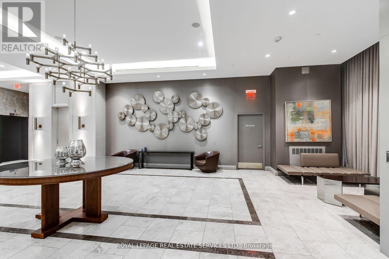 2420 - 155 Yorkville Avenue, Toronto (Annex), Ontario  M5R 0B4 - Photo 21 - C12913566