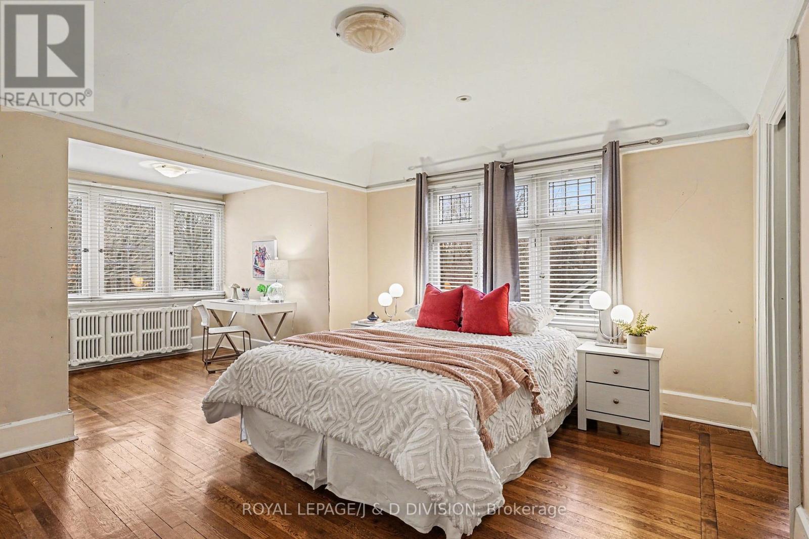 12 Weybourne Crescent, Toronto, Ontario  M4N 2R3 - Photo 30 - C12913600