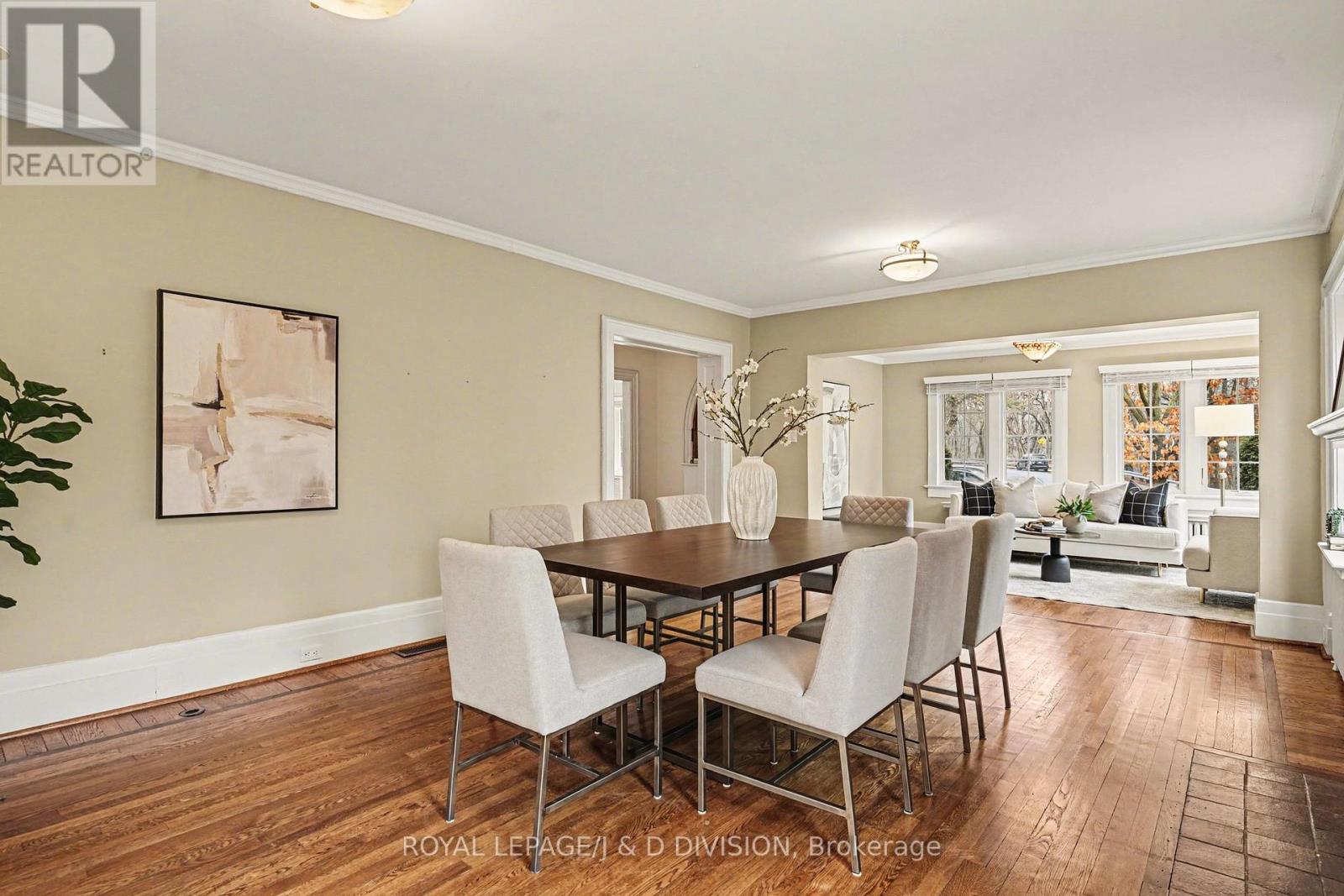 12 Weybourne Crescent, Toronto, Ontario  M4N 2R3 - Photo 8 - C12913600