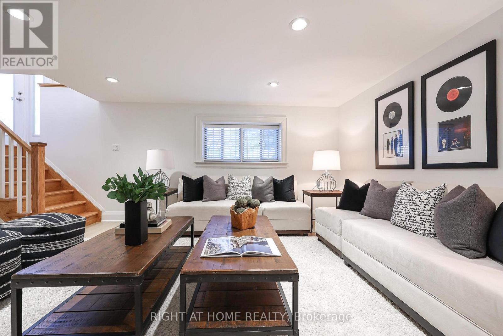 25 Fleming Crescent, Toronto, Ontario  M4G 2A9 - Photo 26 - C12913640