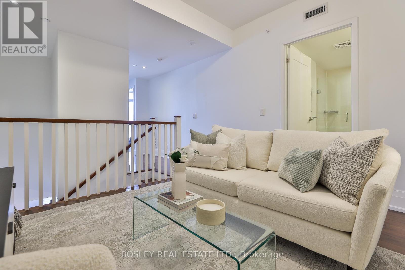 Th105 - 25 Malcolm Road, Toronto, Ontario  M4G 0C1 - Photo 19 - C12913648