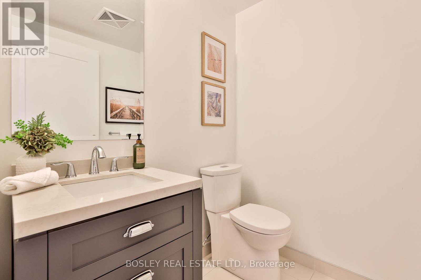 Th105 - 25 Malcolm Road, Toronto, Ontario  M4G 0C1 - Photo 5 - C12913648