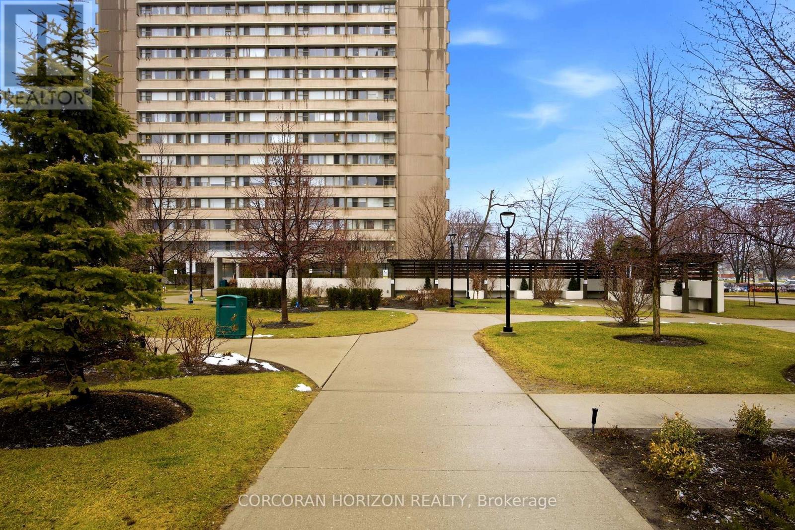 Ph4 - 725 Don Mills Road, Toronto (Flemingdon Park), Ontario  M3C 1S8 - Photo 24 - C12913672