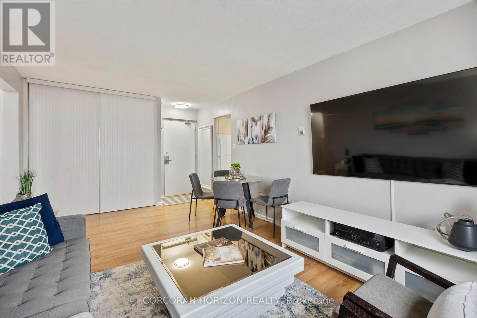 Ph4 - 725 Don Mills Road, Toronto (Flemingdon Park), Ontario  M3C 1S8 - Photo 8 - C12913672