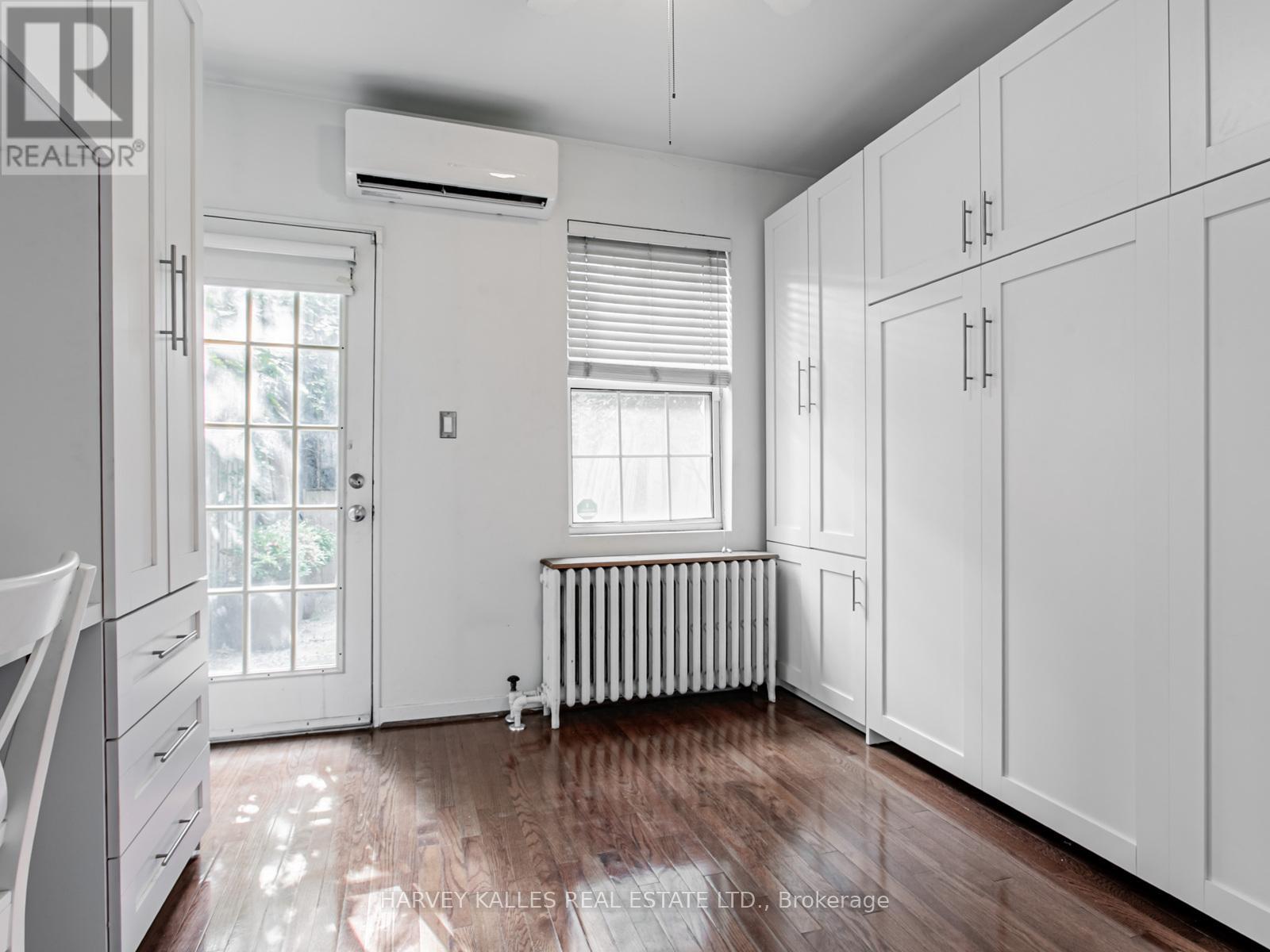 Main - 490 Montrose Avenue, Toronto (Palmerston-Little Italy), Ontario  M6G 3H1 - Photo 18 - C12913798