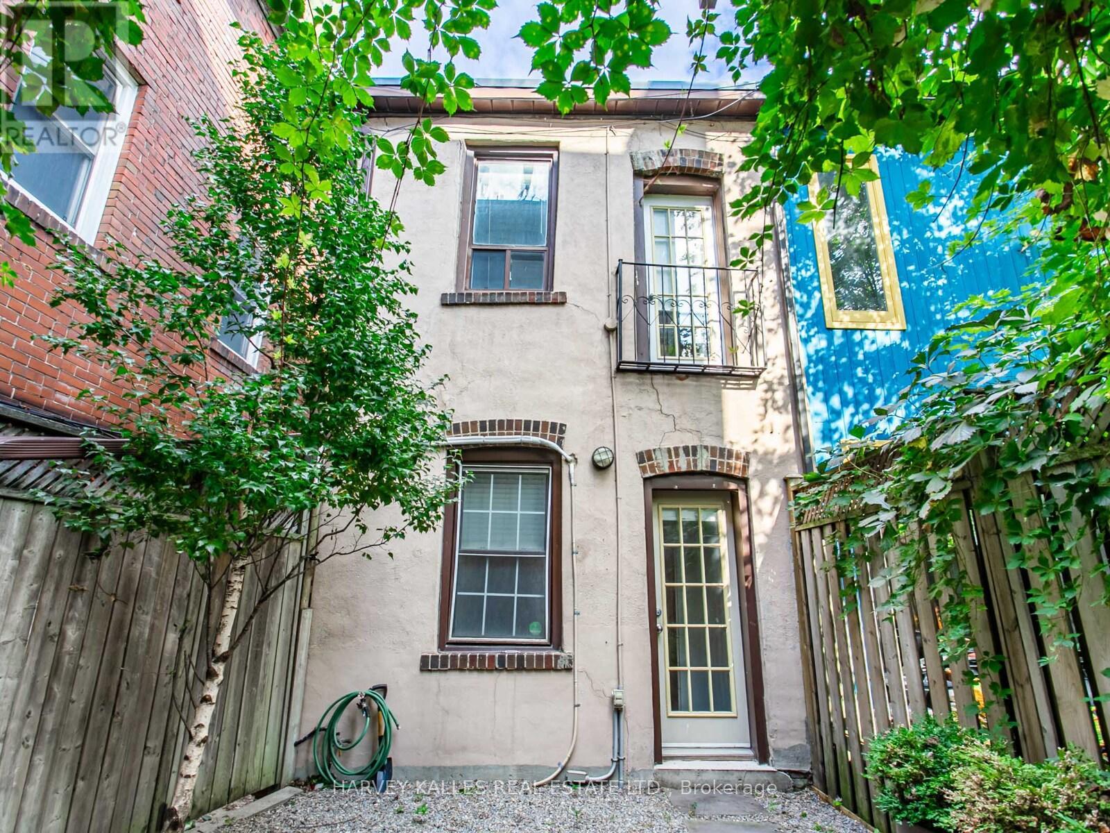 Main - 490 Montrose Avenue, Toronto (Palmerston-Little Italy), Ontario  M6G 3H1 - Photo 25 - C12913798