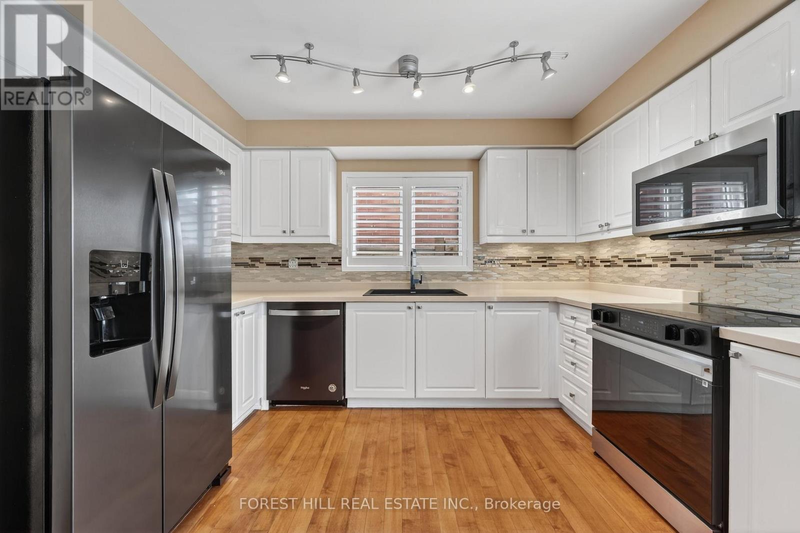 17 Lilley Avenue, Ajax, Ontario  L1Z 1L5 - Photo 16 - E12913402