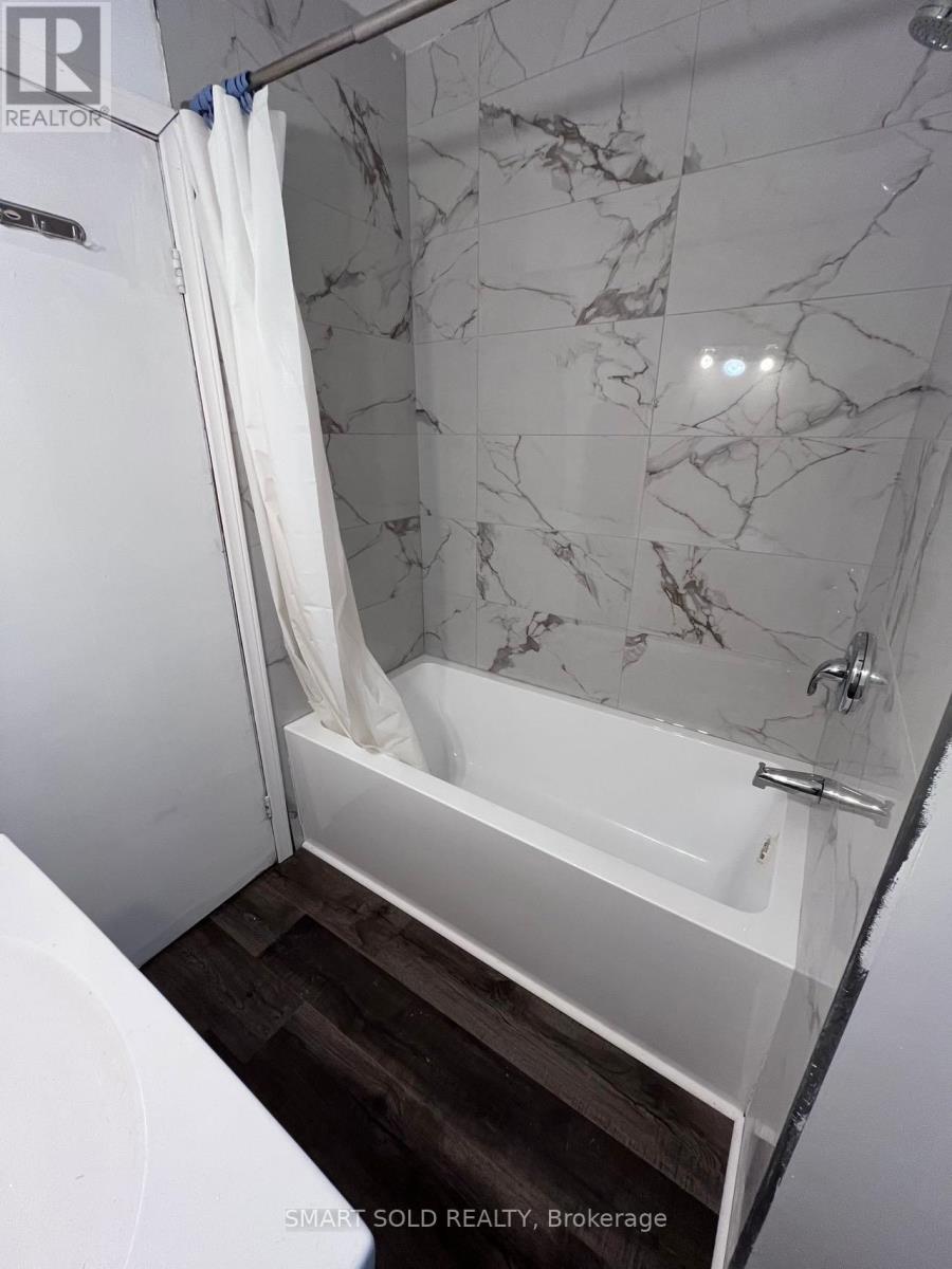 Main Level - 58 Emmeline Crescent, Toronto (Agincourt South-Malvern West), Ontario  M1S 1L2 - Photo 11 - E12913430