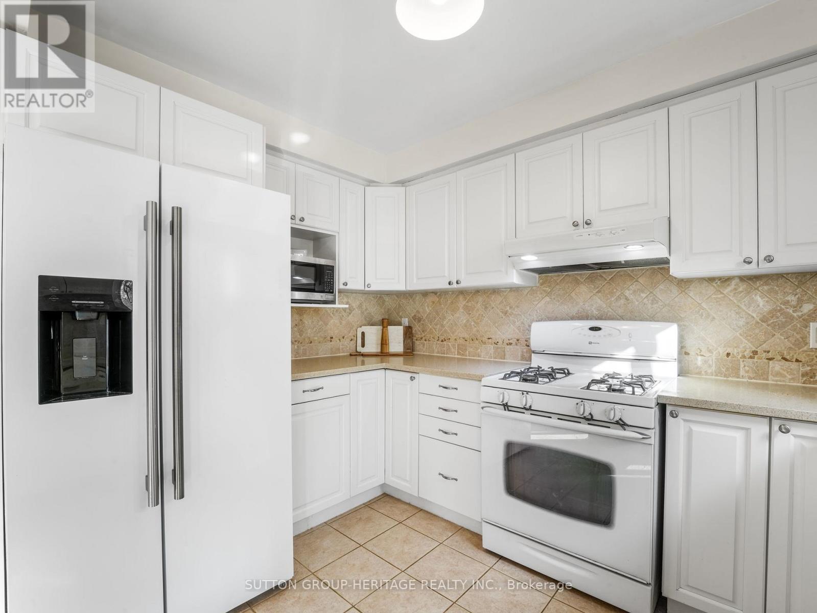 82 Sullivan Drive, Ajax, Ontario  L1T 3P1 - Photo 23 - E12913530