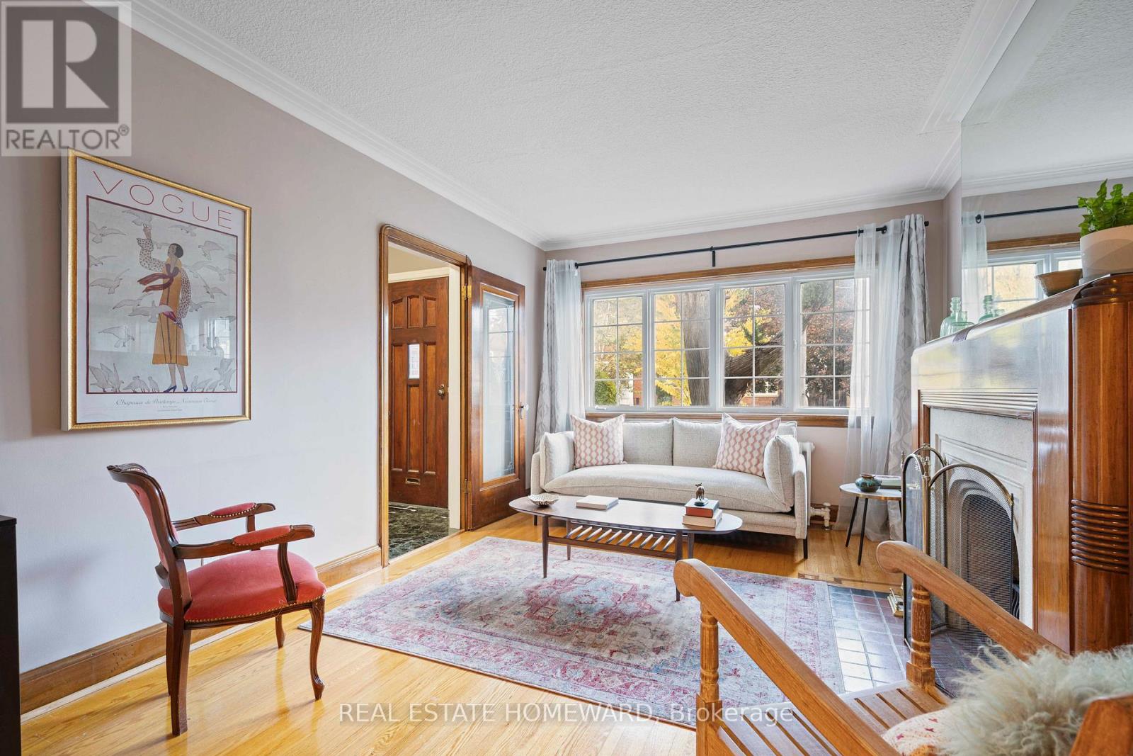 59 Parkview Hill Crescent, Toronto (O'connor-Parkview), Ontario  M4B 1R1 - Photo 4 - E12913704