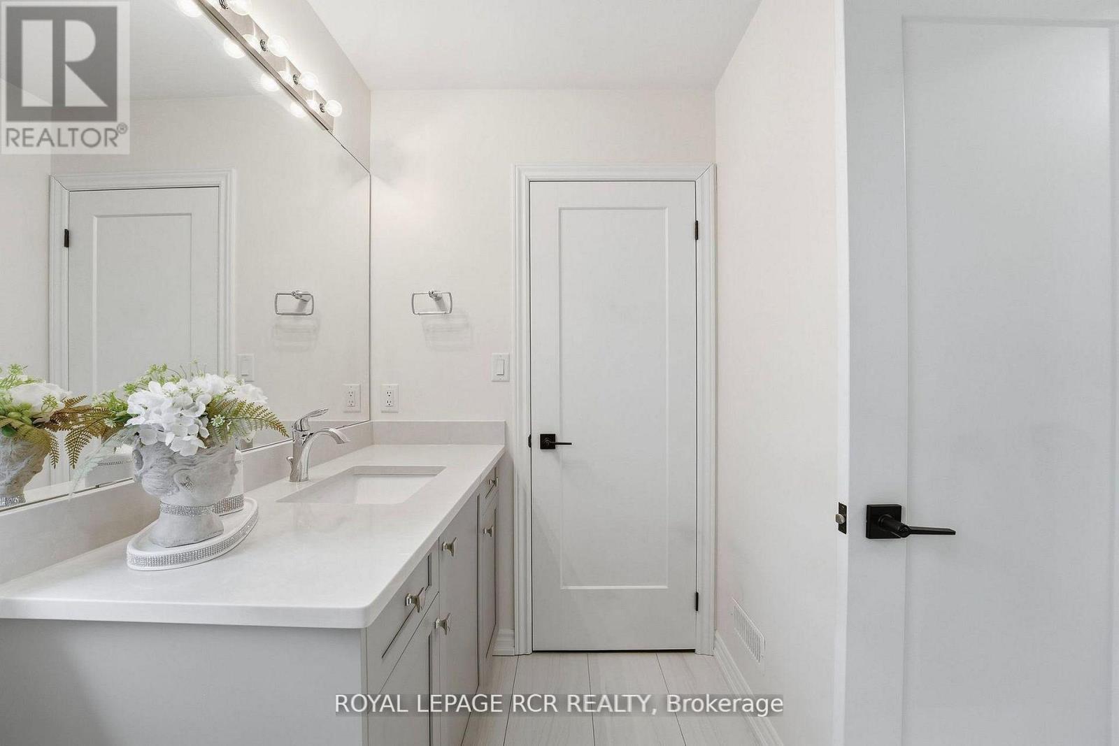 20 Morley Crescent, Whitby, Ontario  L1R 0P1 - Photo 32 - E12913742