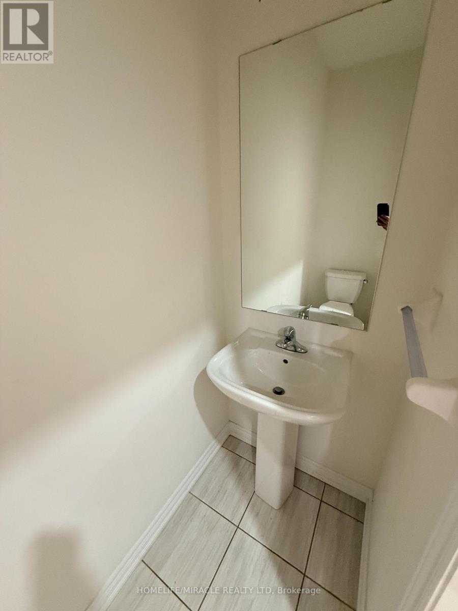 2455 Hibiscus Drive, Pickering, Ontario  L1X 0H1 - Photo 12 - E12913754