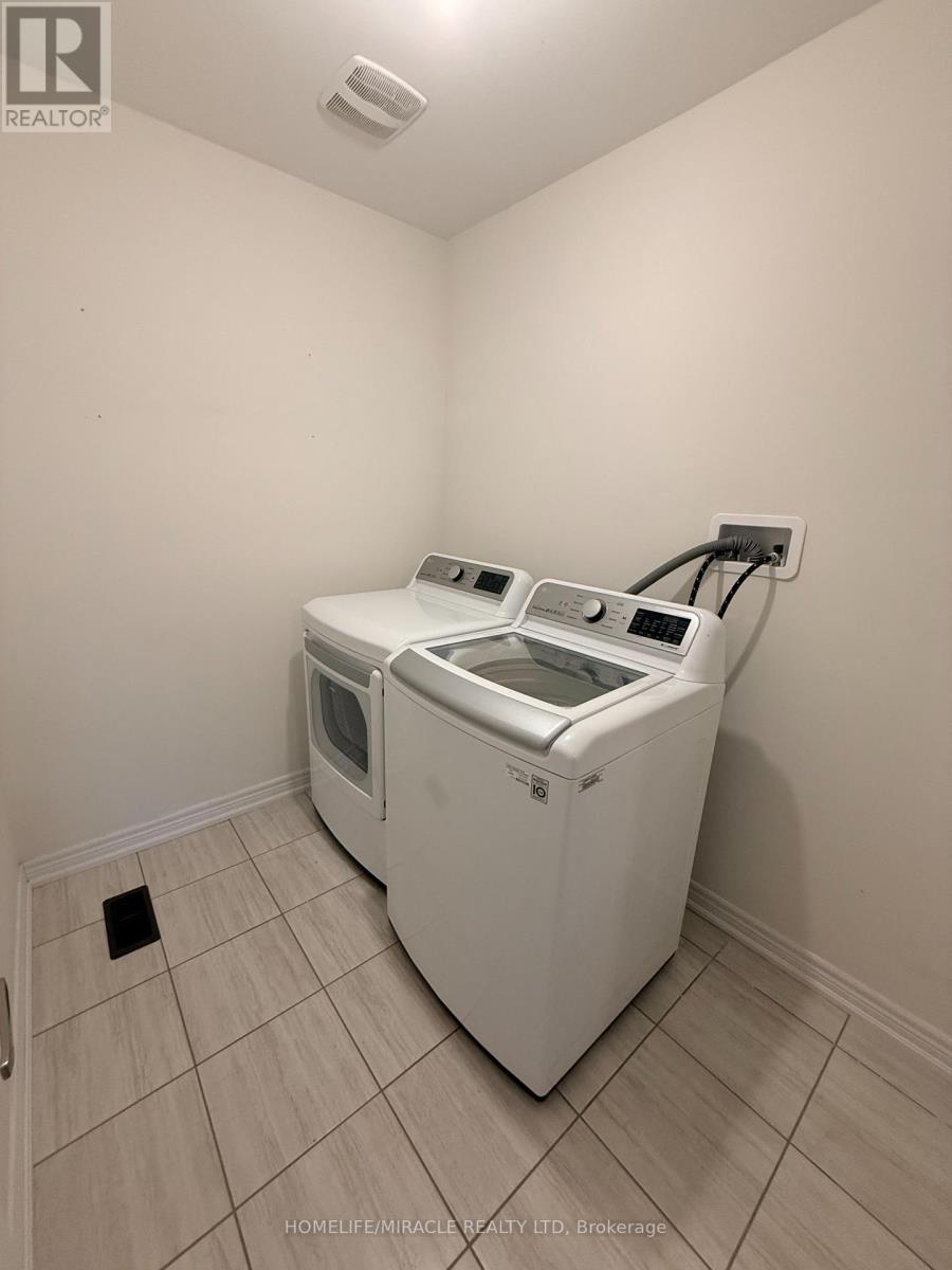 2455 Hibiscus Drive, Pickering, Ontario  L1X 0H1 - Photo 24 - E12913754