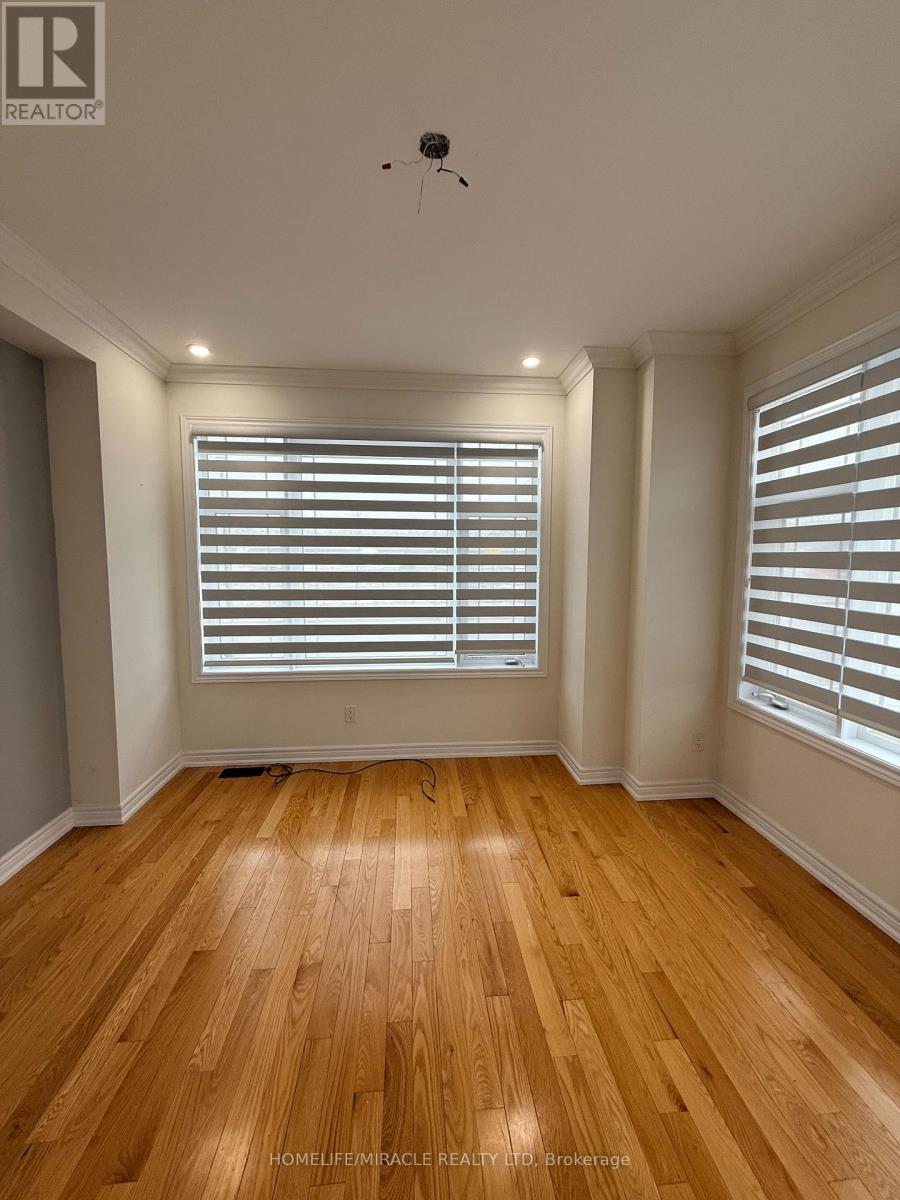 2455 Hibiscus Drive, Pickering, Ontario  L1X 0H1 - Photo 6 - E12913754