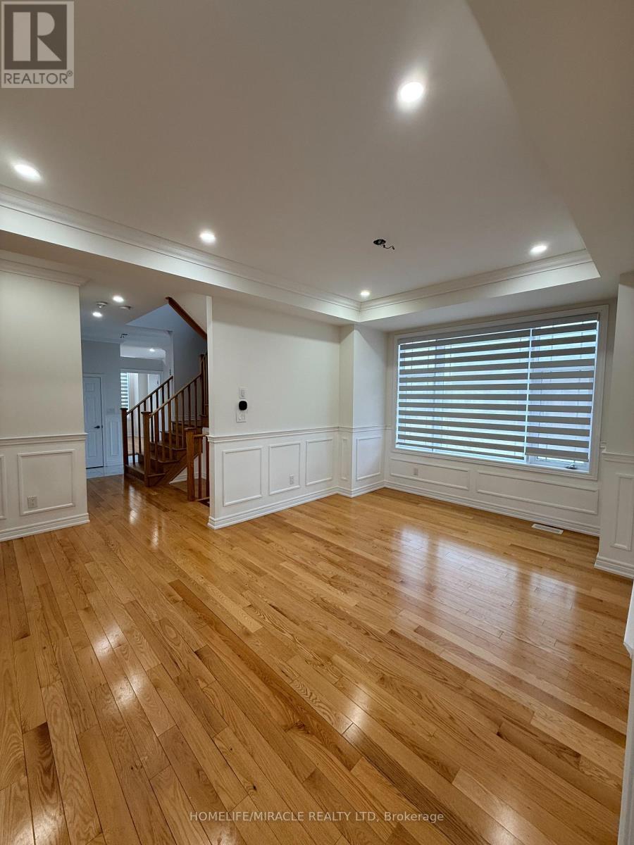 2455 Hibiscus Drive, Pickering, Ontario  L1X 0H1 - Photo 9 - E12913754