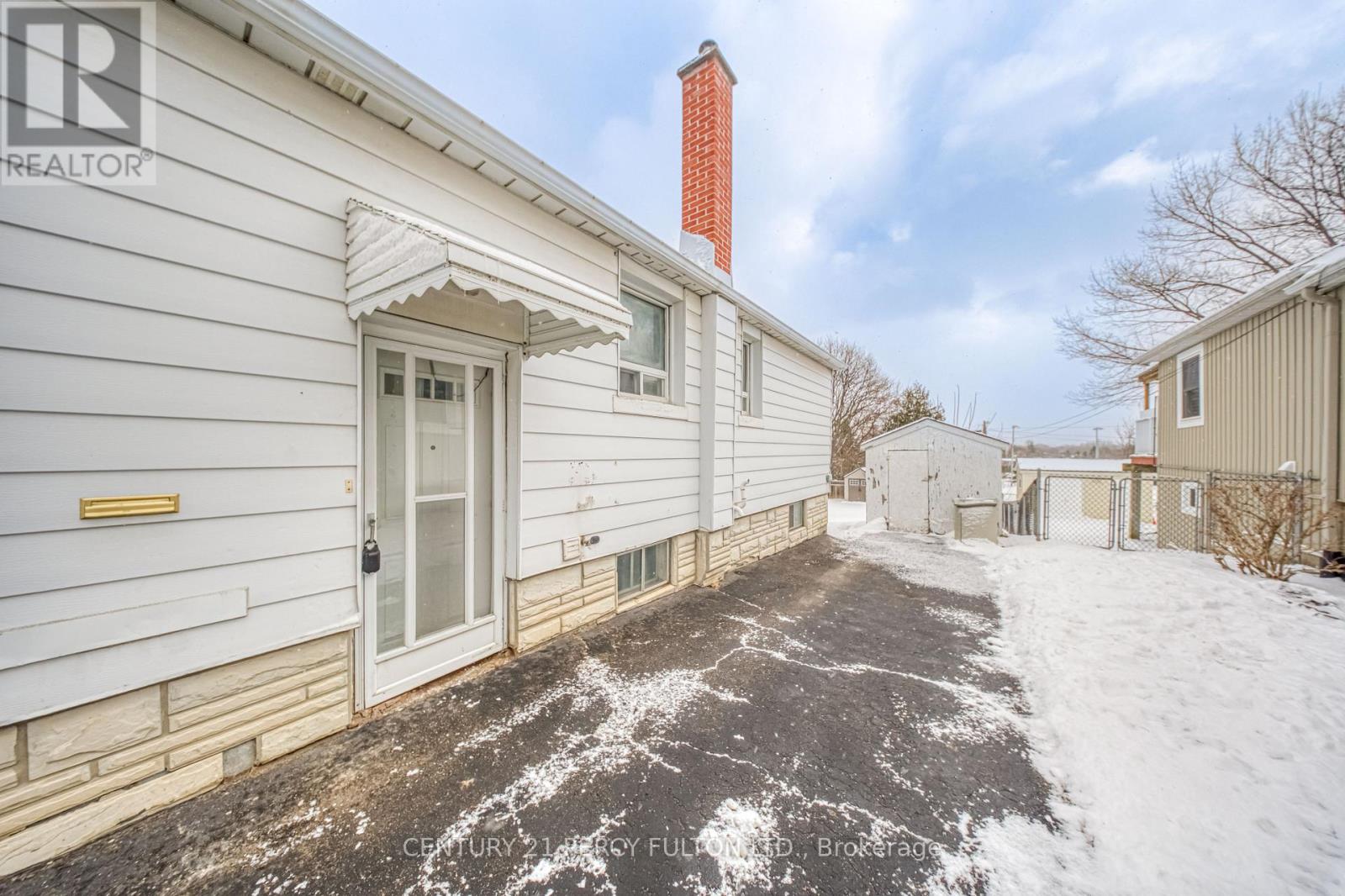 707 Athol Street, Whitby, Ontario  L1N 4A1 - Photo 28 - E12913786