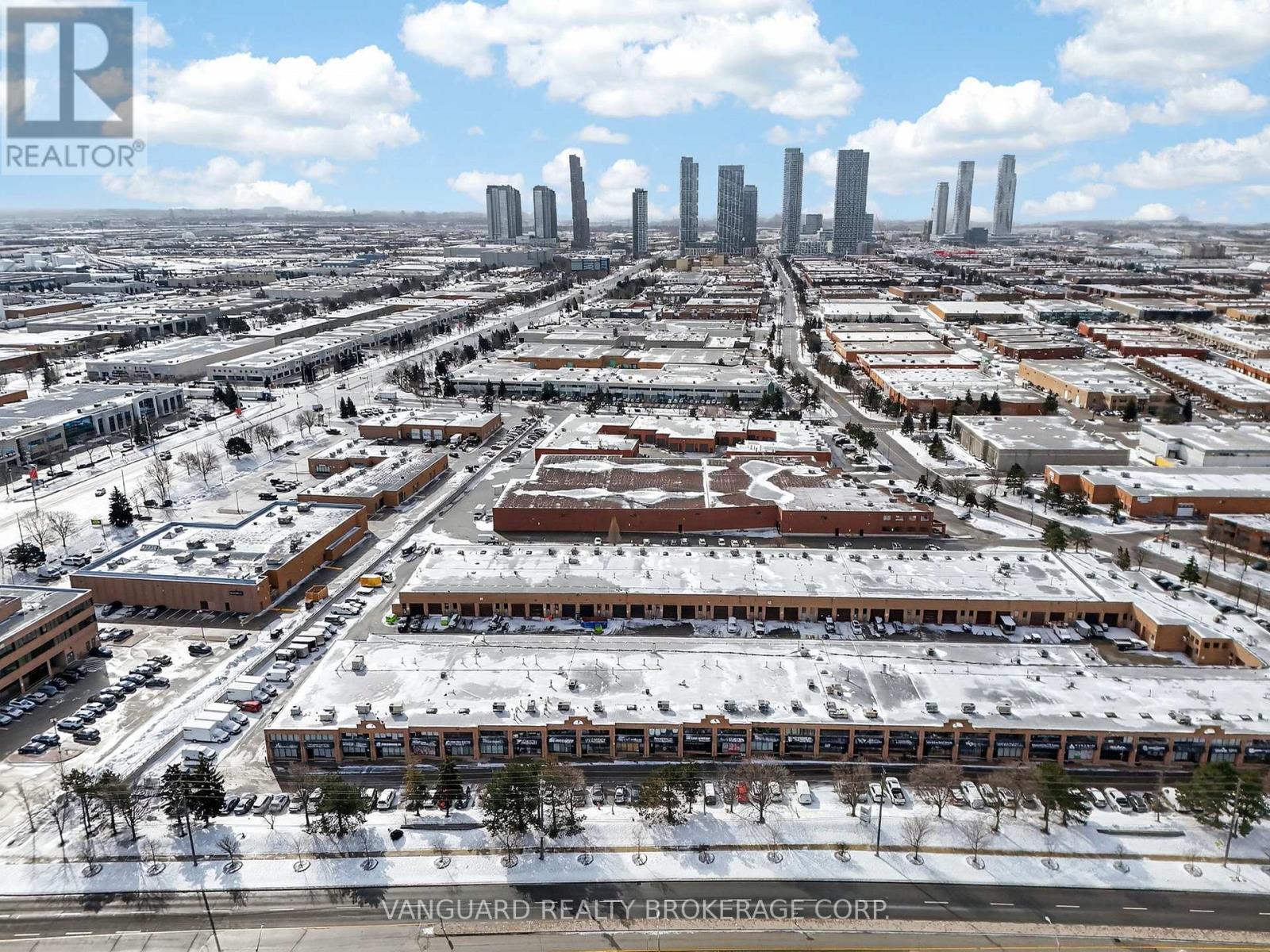 11 - 665 Millway Avenue, Vaughan (Concord), Ontario  L4K 3T8 - Photo 20 - N12913422