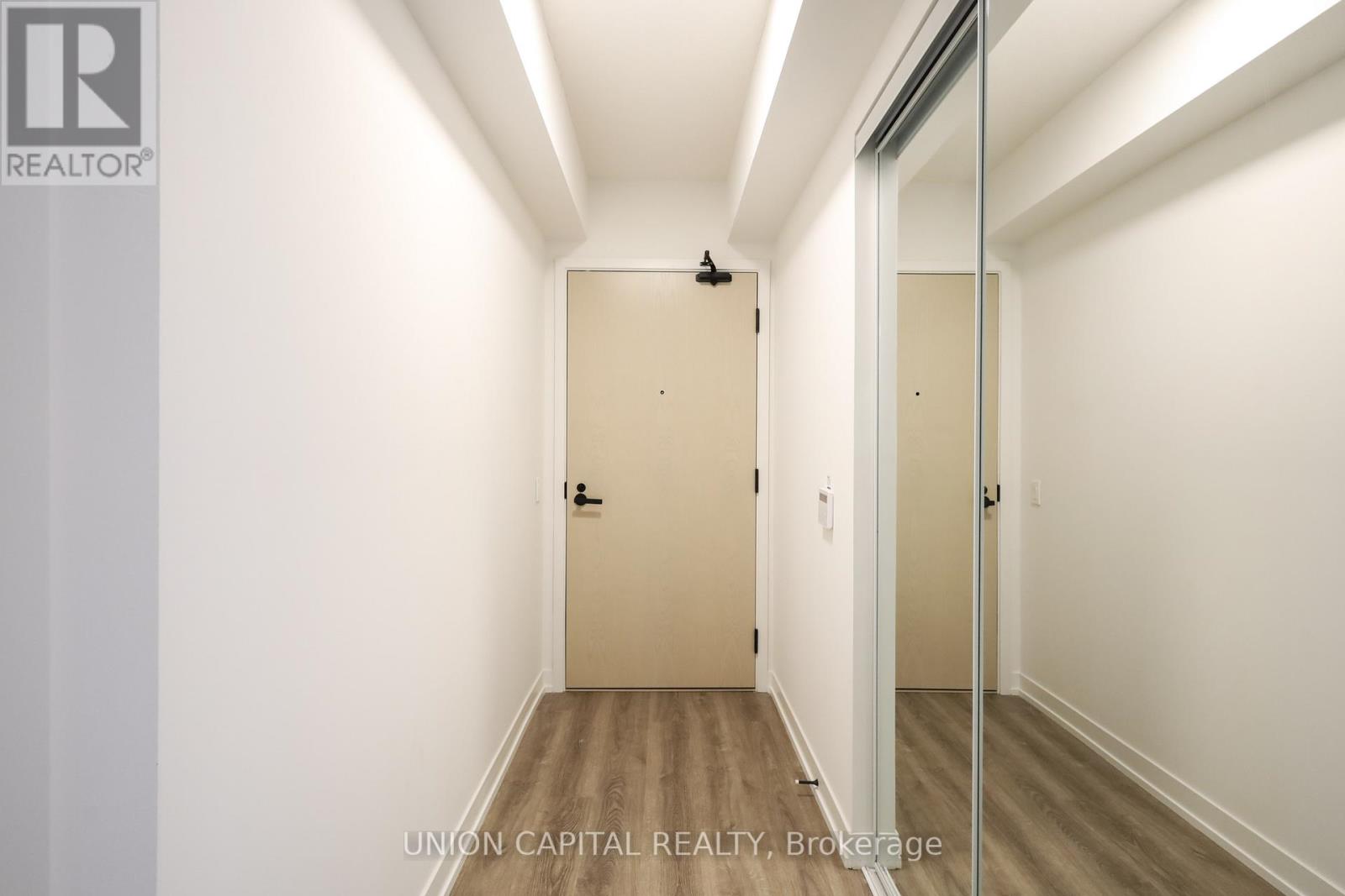 3515 - 195 Commerce Street, Vaughan (Vaughan Corporate Centre), Ontario  L4K 0P9 - Photo 3 - N12913446