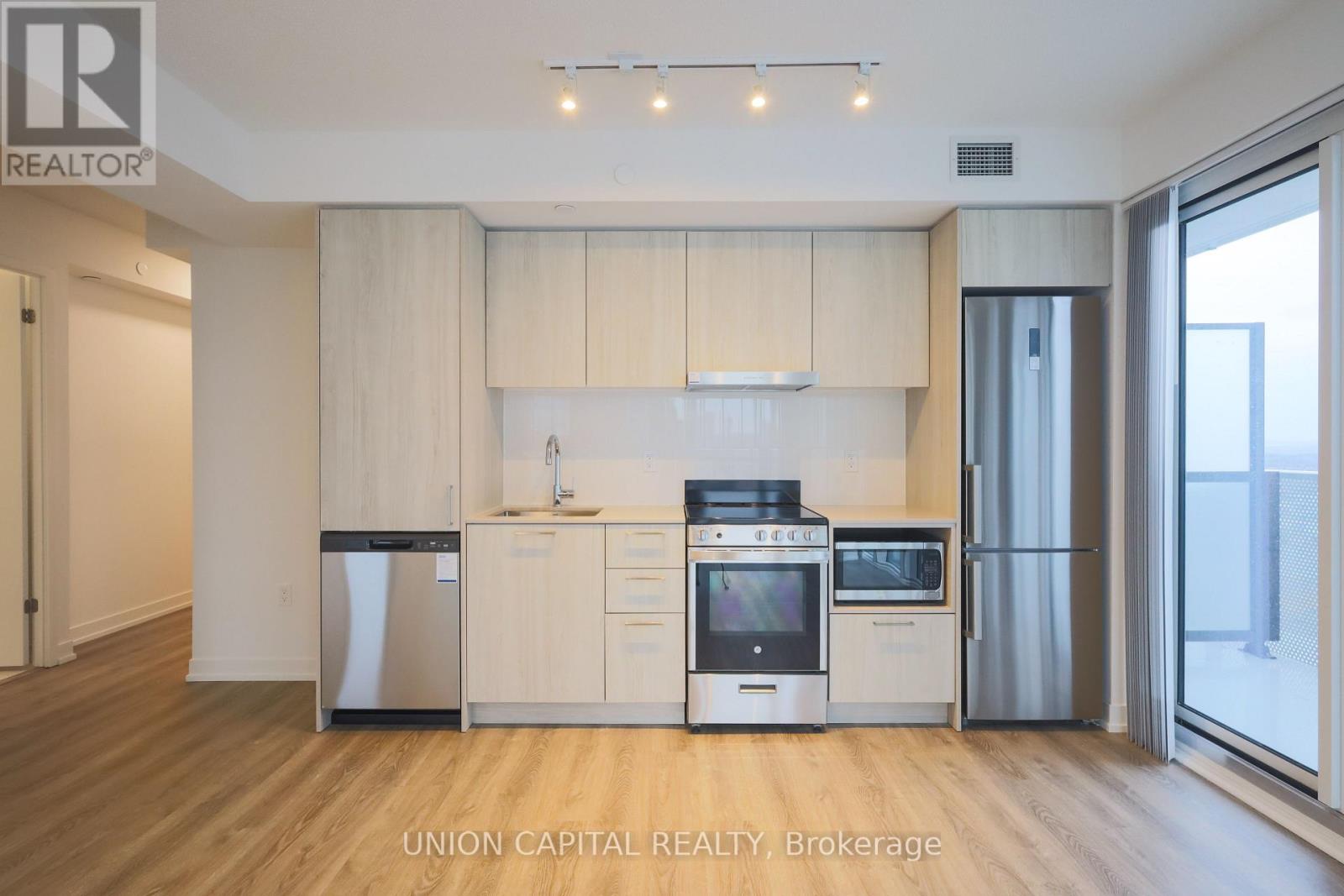 3515 - 195 Commerce Street, Vaughan (Vaughan Corporate Centre), Ontario  L4K 0P9 - Photo 6 - N12913446