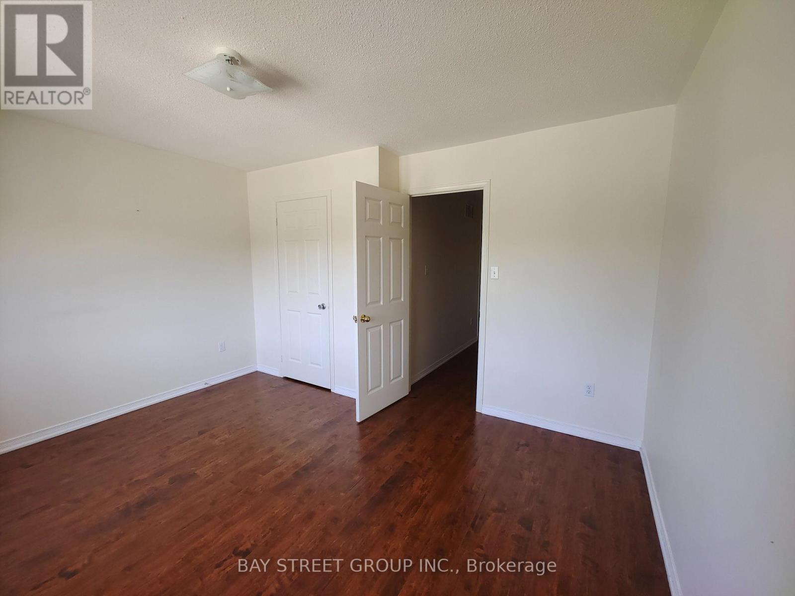 19 Macgregor Avenue, Richmond Hill (Langstaff), Ontario  L4B 4S8 - Photo 12 - N12913488