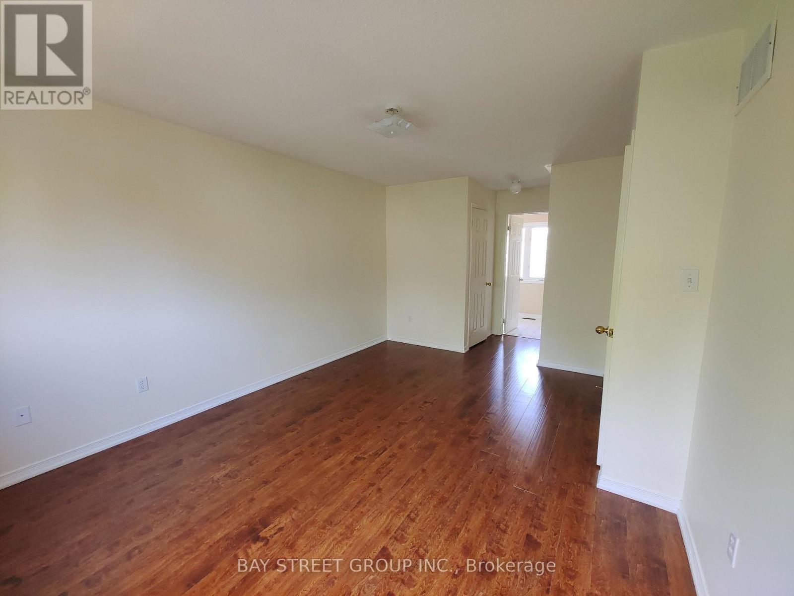 19 Macgregor Avenue, Richmond Hill (Langstaff), Ontario  L4B 4S8 - Photo 15 - N12913488