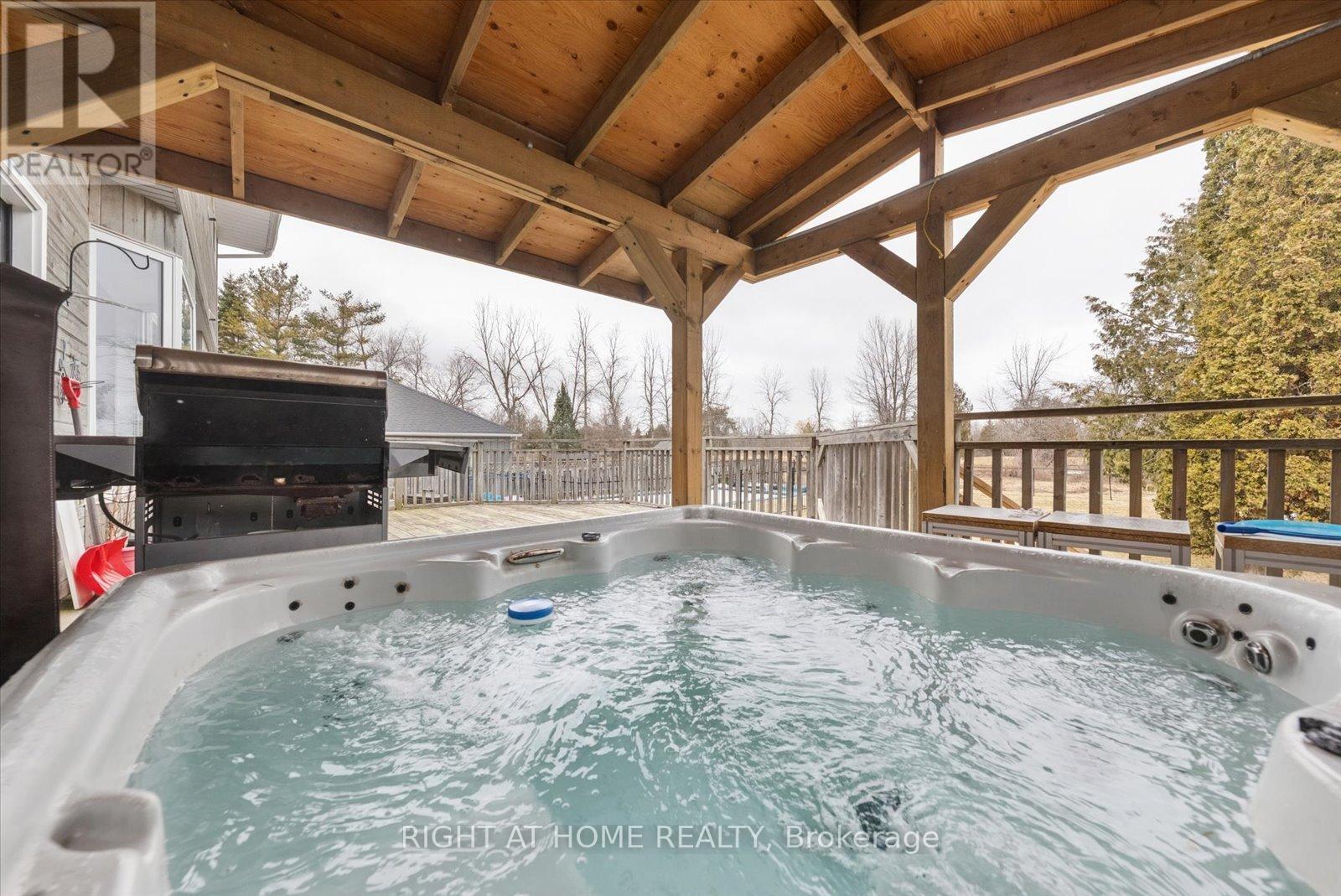 1252 Shore Acres Drive, Innisfil, Ontario  L0L 1R0 - Photo 42 - N12913548