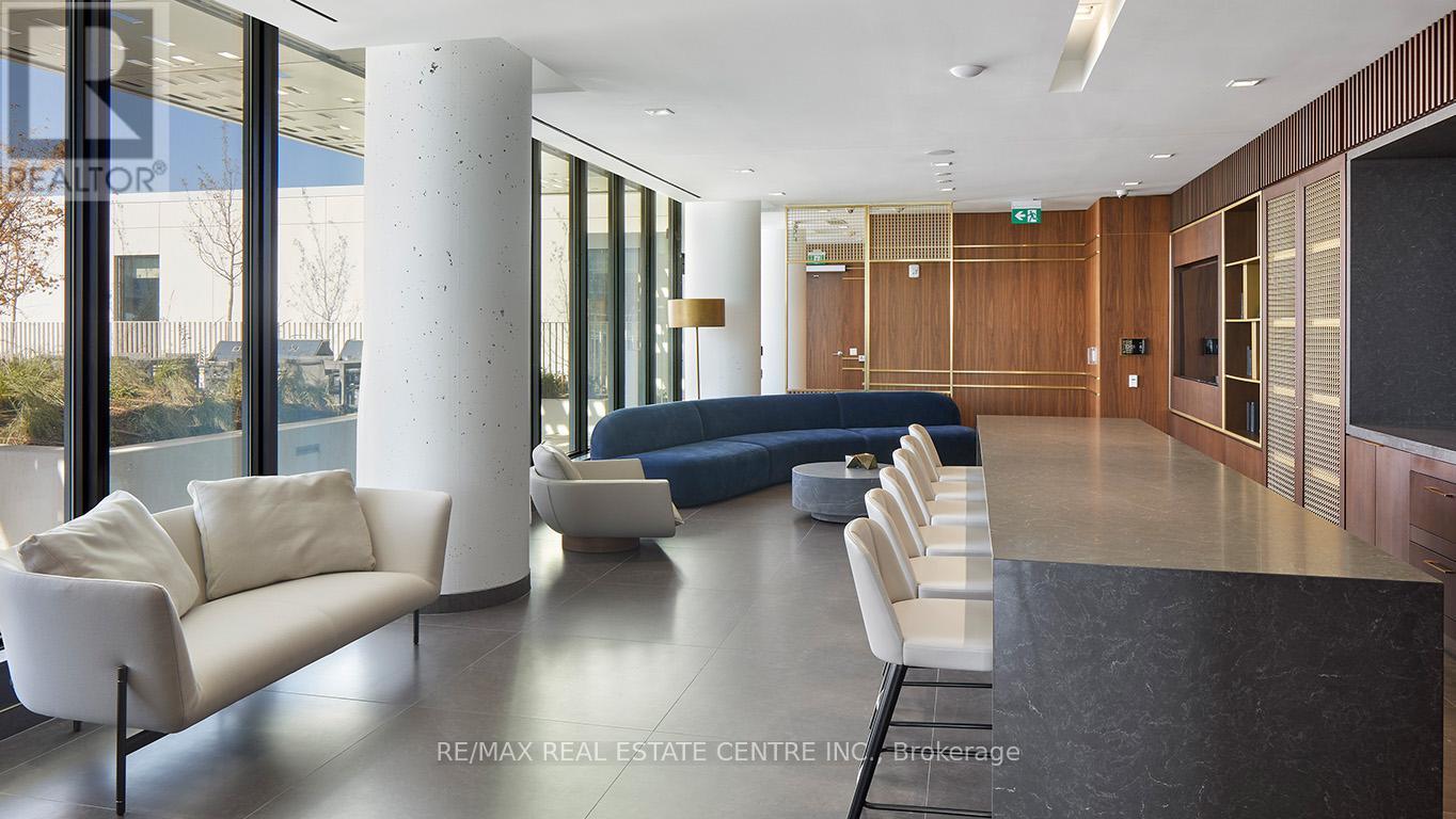 3902 - 950 Portage Parkway, Vaughan, Ontario  L4K 0J7 - Photo 10 - N12913580