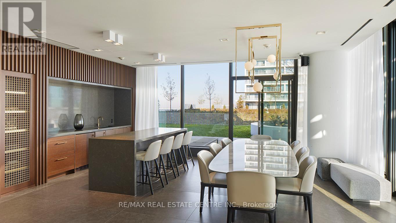 3902 - 950 Portage Parkway, Vaughan, Ontario  L4K 0J7 - Photo 5 - N12913580