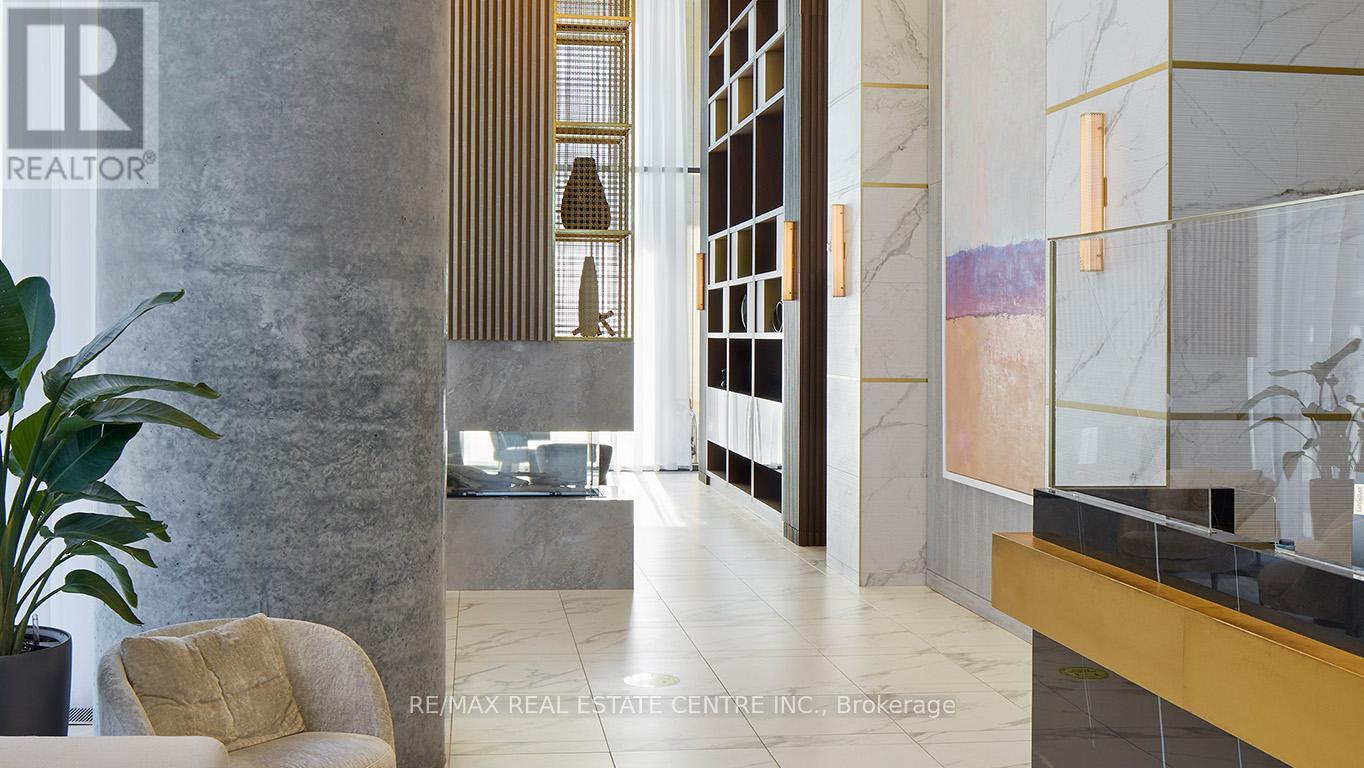 3902 - 950 Portage Parkway, Vaughan, Ontario  L4K 0J7 - Photo 6 - N12913580