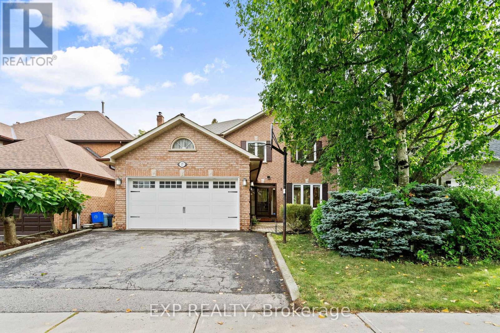 17 GORDON ROWE CRESCENT, Richmond Hill, Ontario
