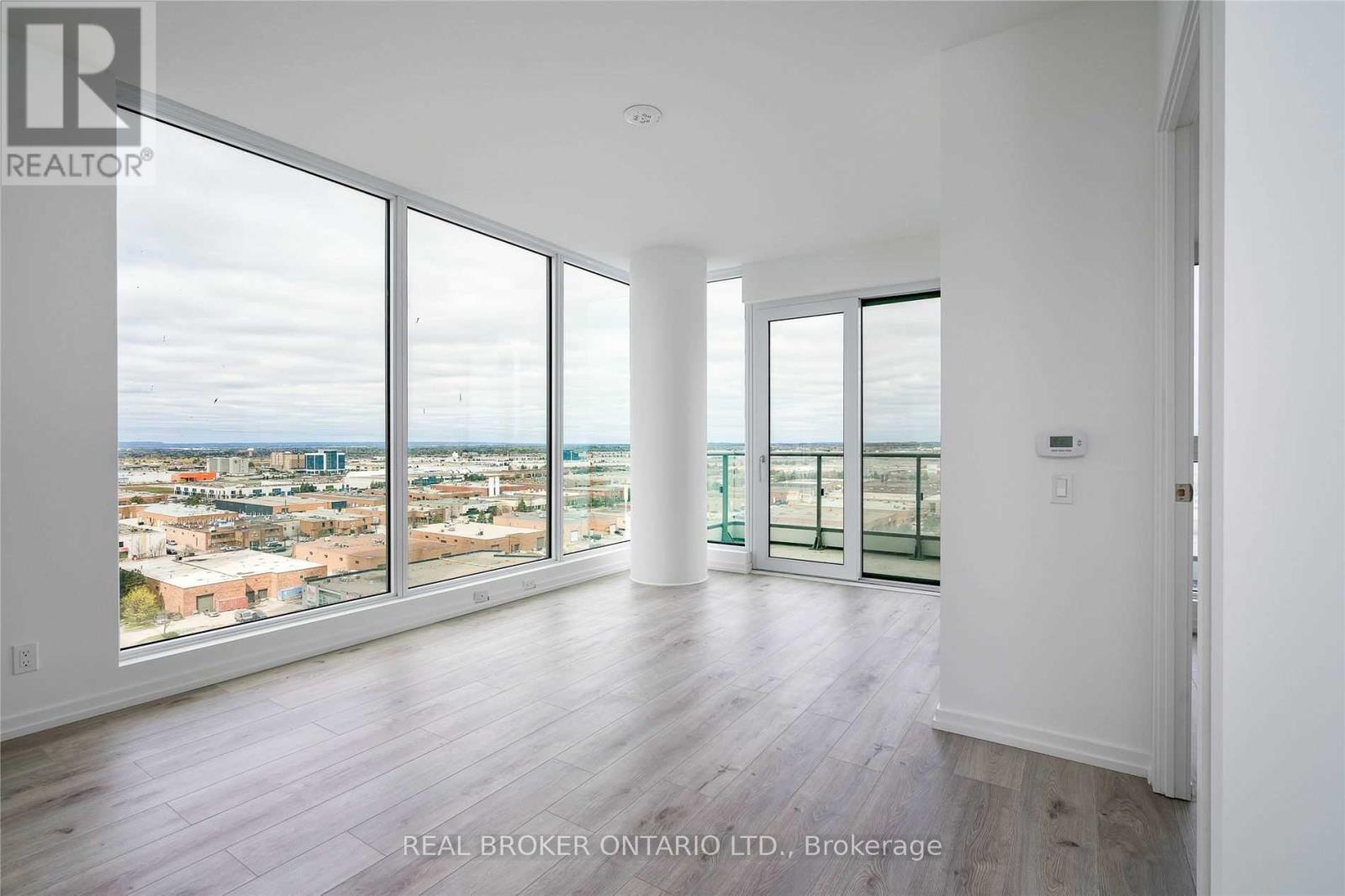 1211 - 1000 Portage Parkway, Vaughan, Ontario L4K 0L1 - Photo 6 - N12913746