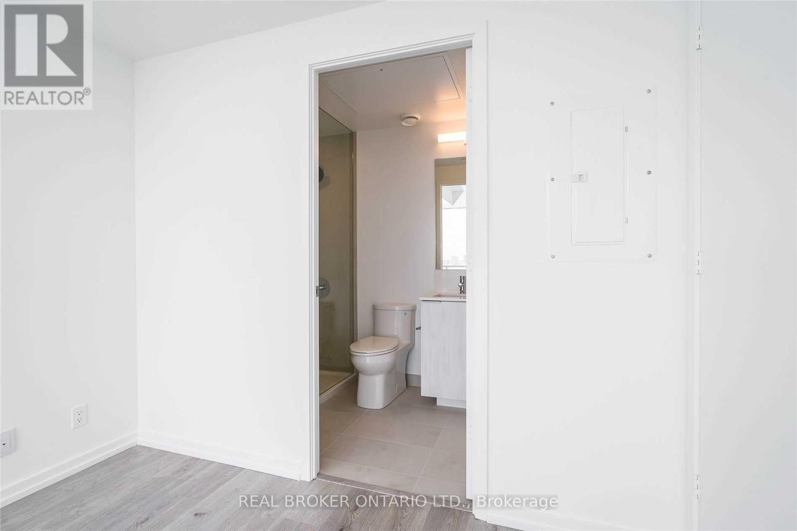 1211 - 1000 Portage Parkway, Vaughan, Ontario L4K 0L1 - Photo 9 - N12913746