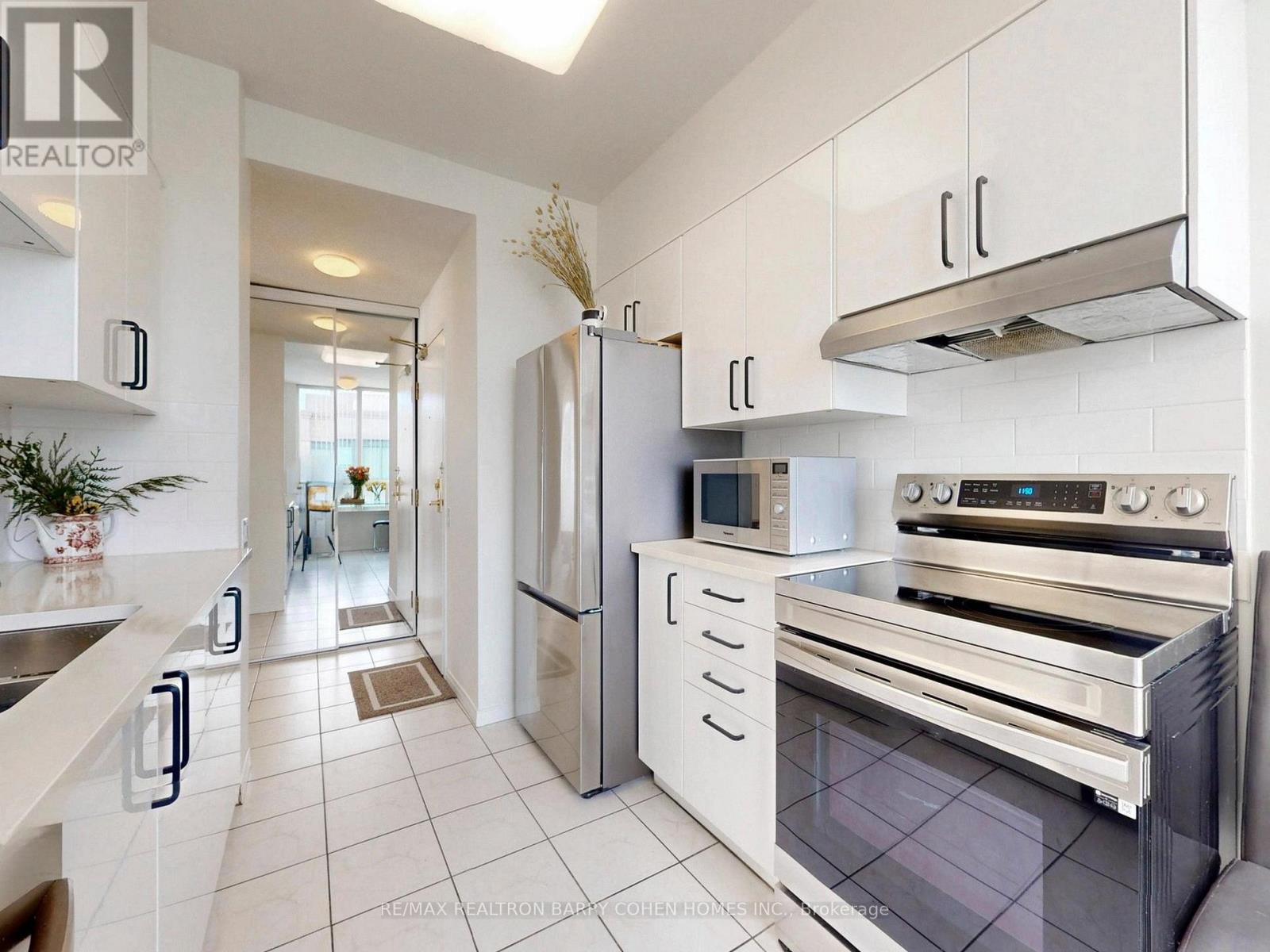 Ph104 - 1 Emerald Lane, Vaughan, Ontario L4J 8N2 - Photo 20 - N12913768