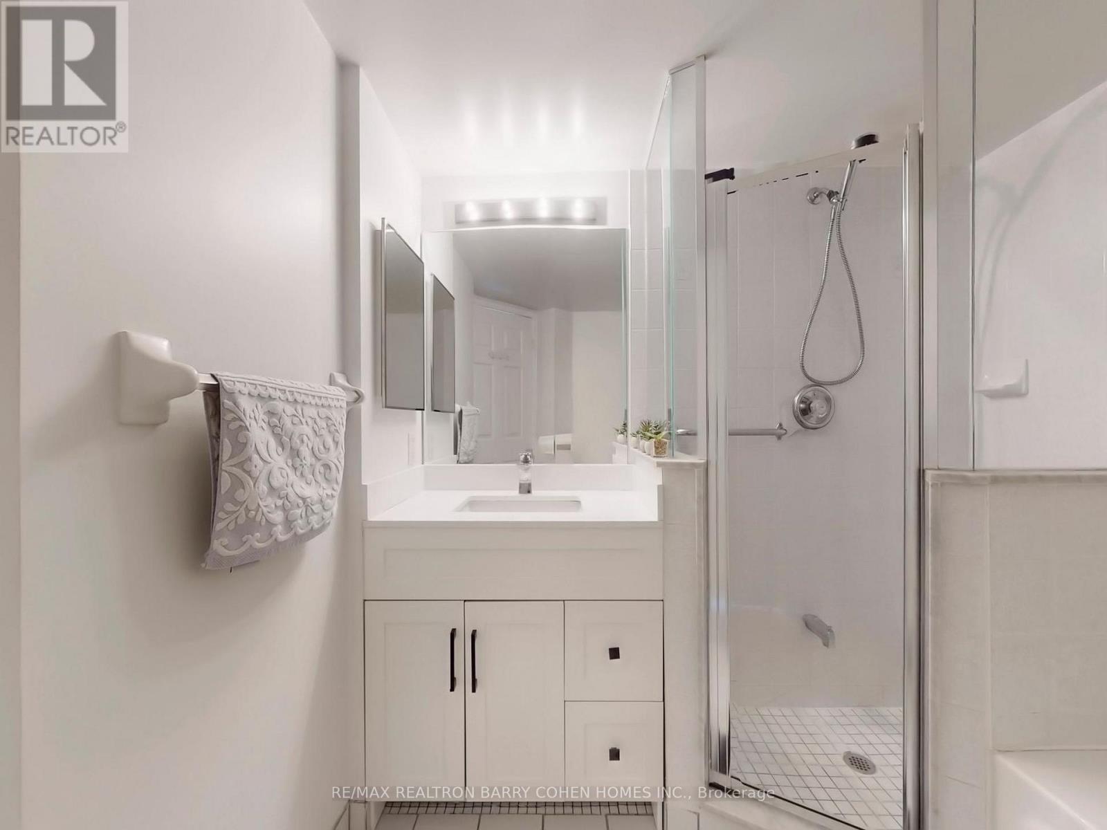 Ph104 - 1 Emerald Lane, Vaughan, Ontario L4J 8N2 - Photo 29 - N12913768