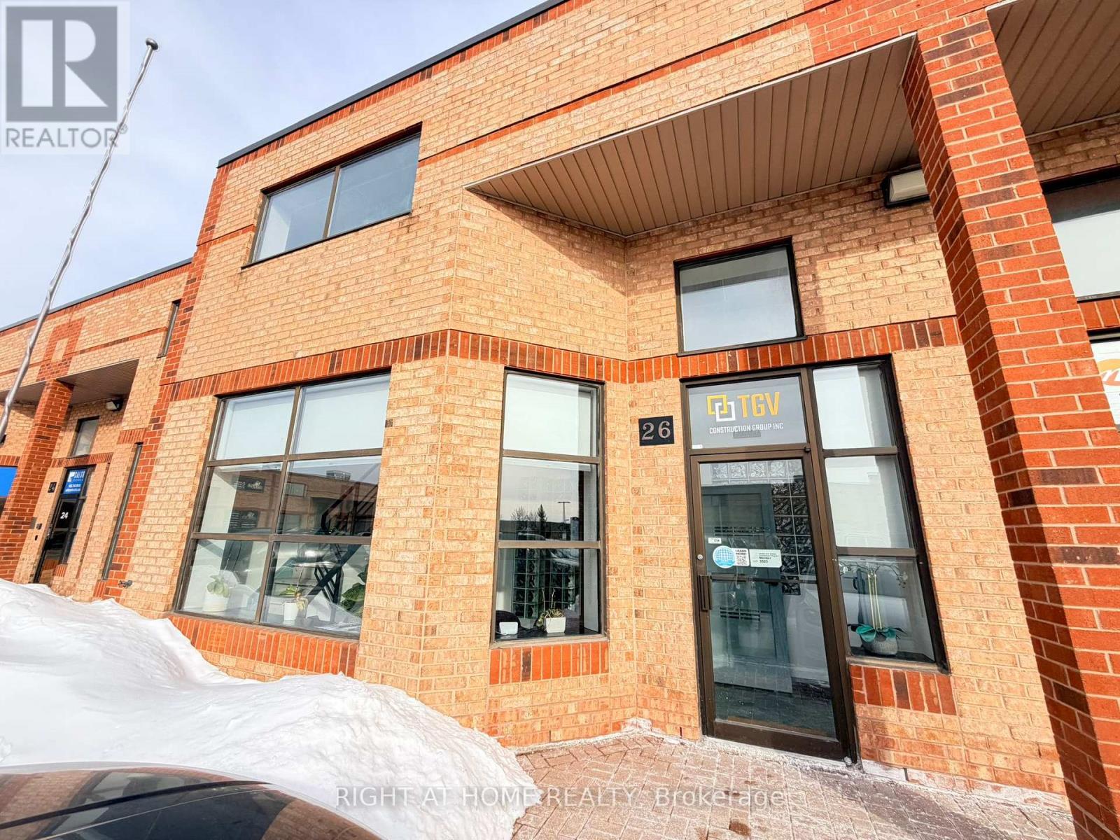 26 - 160 APPLEWOOD CRESCENT, Vaughan, Ontario