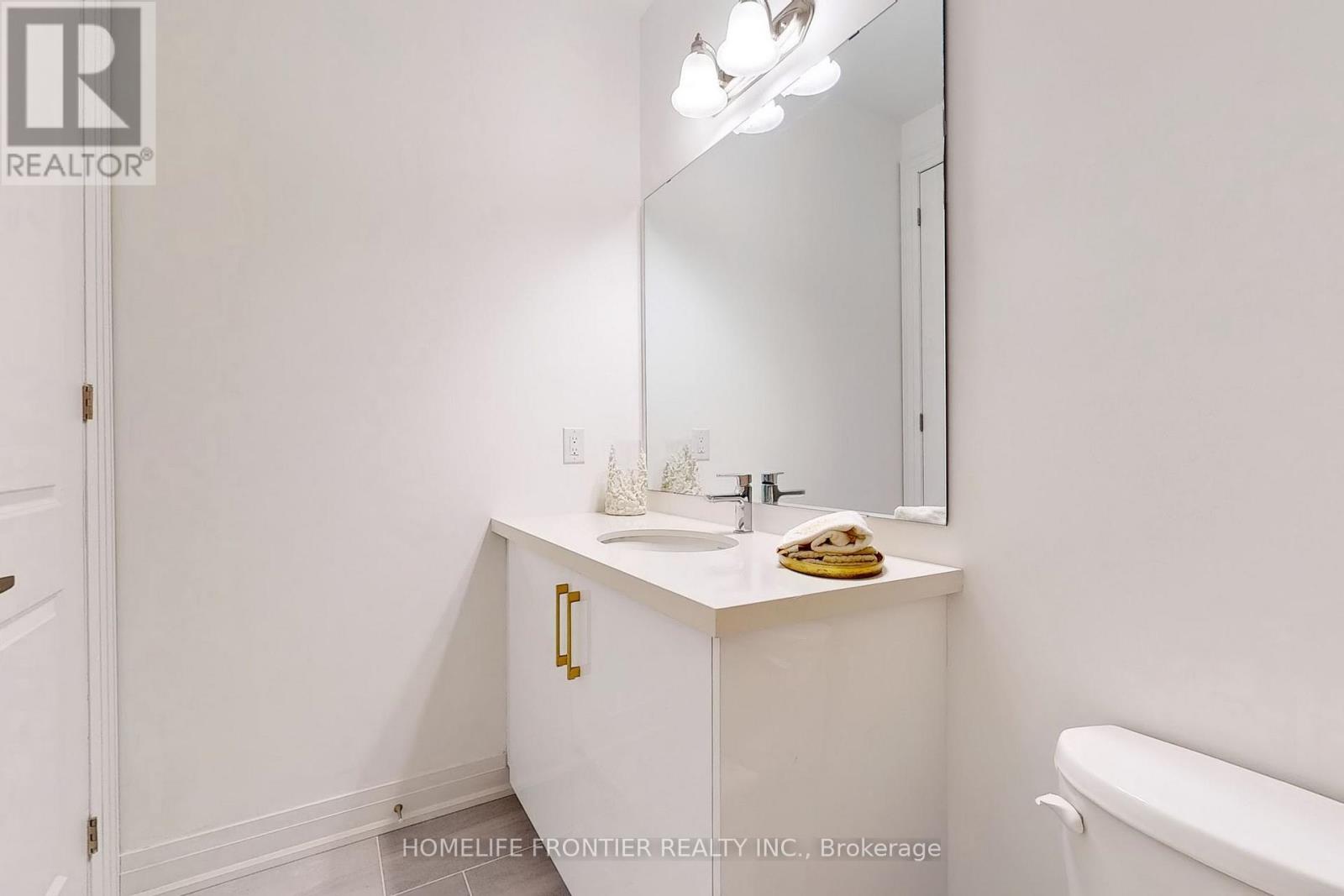 40 Chiara Rose Lane, Richmond Hill, Ontario  L4E 1H4 - Photo 29 - N12913792