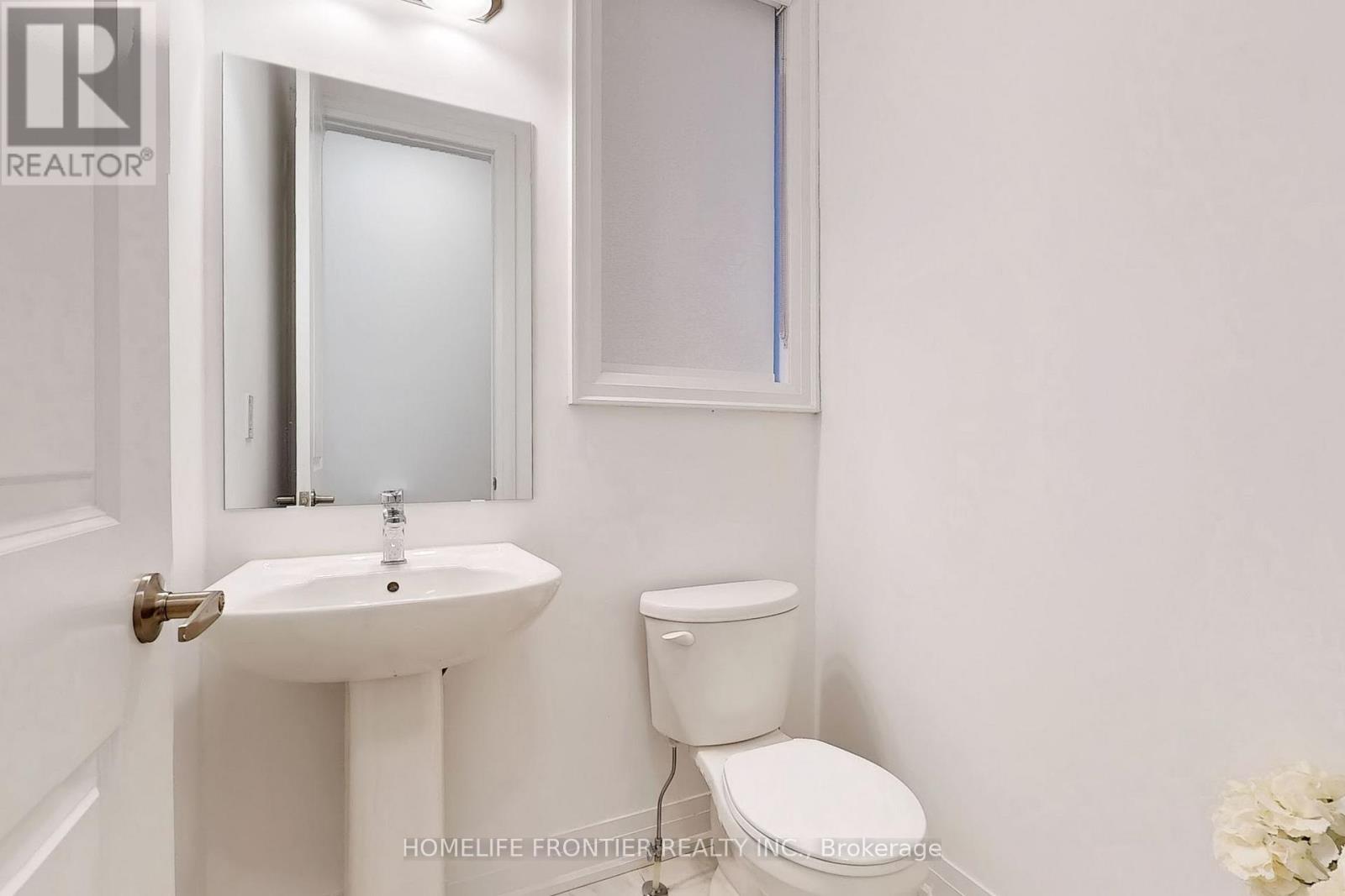 40 Chiara Rose Lane, Richmond Hill, Ontario  L4E 1H4 - Photo 32 - N12913792