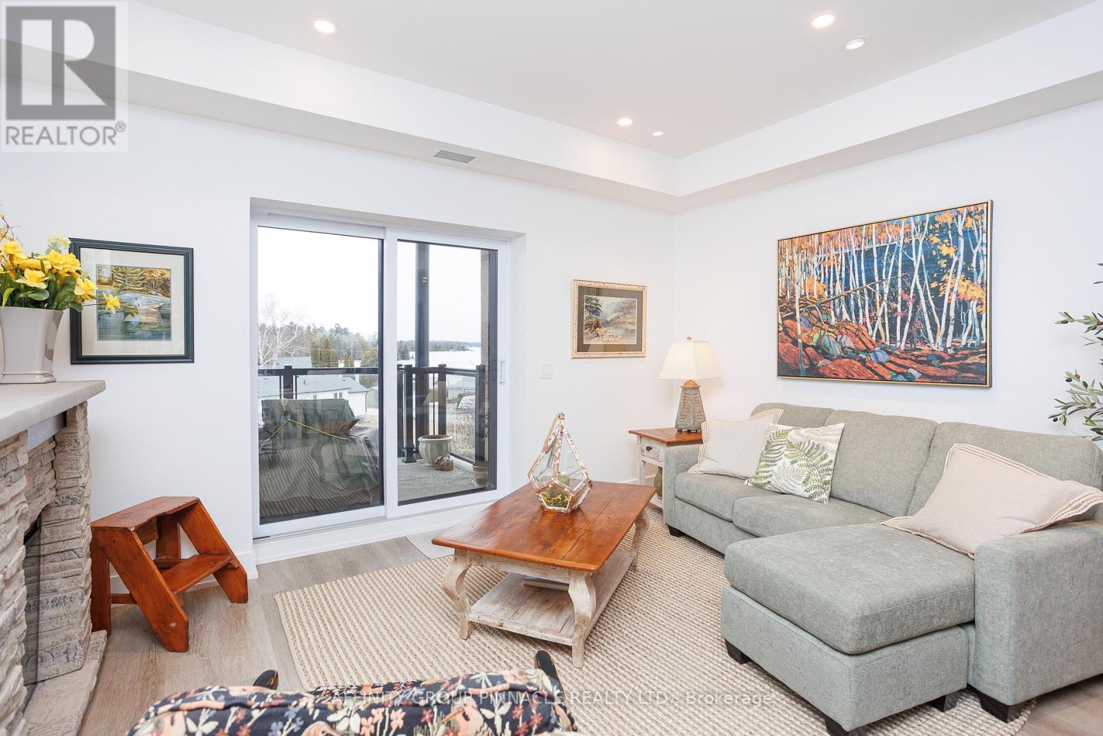 302 - 19 A West Street N, Kawartha Lakes (Fenelon Falls), Ontario  K0M 1N0 - Photo 19 - X12911430