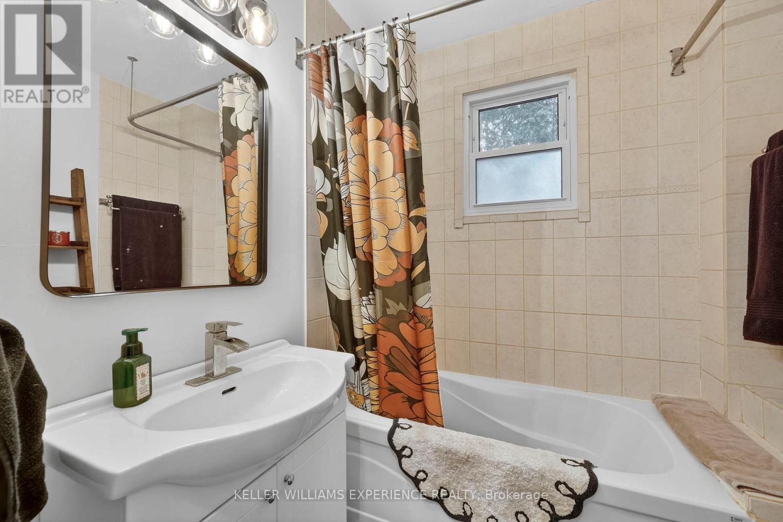 32 Henry Street, Barrie (Queen's Park), Ontario  L4N 1C4 - Photo 24 - S12913490