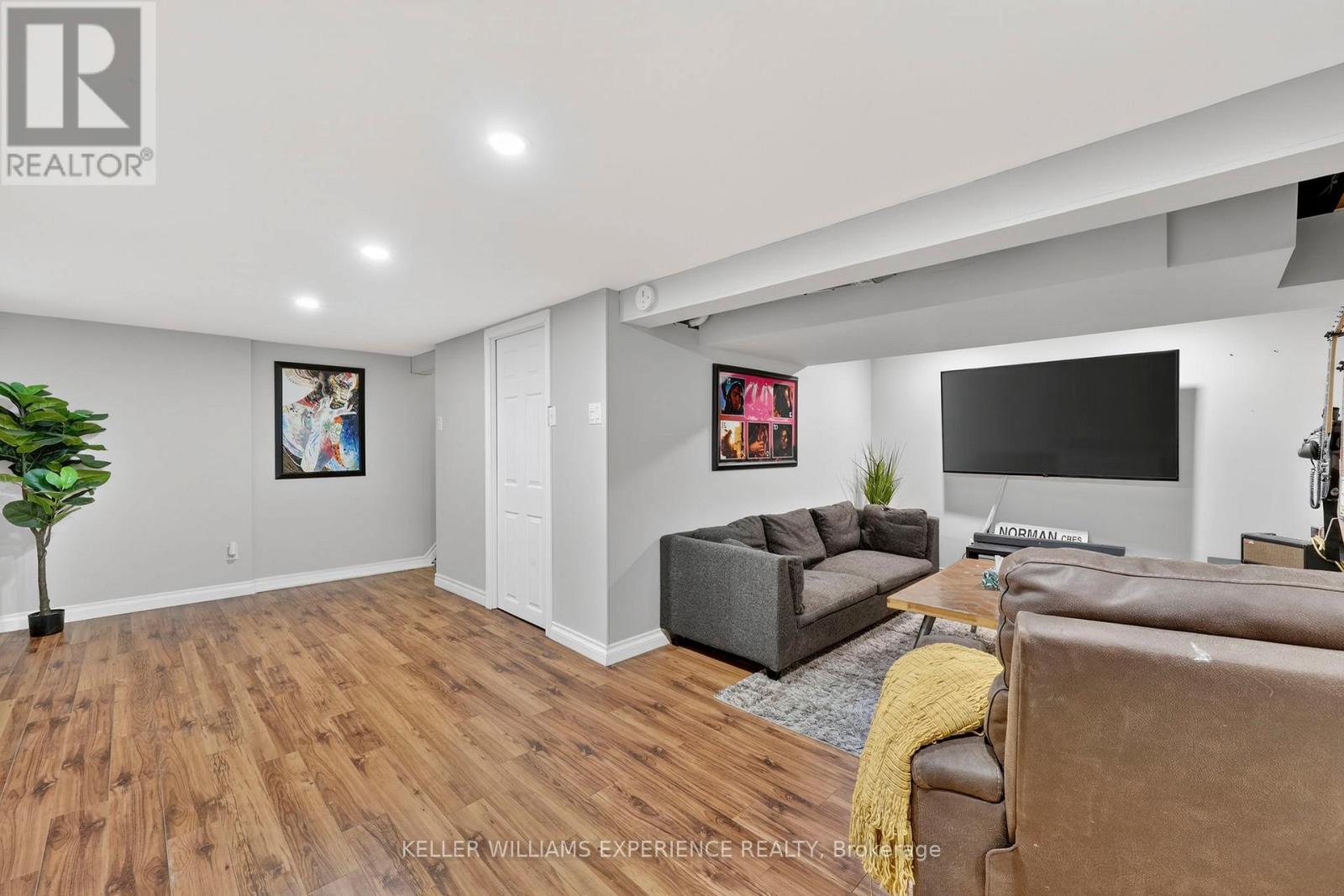 32 Henry Street, Barrie (Queen's Park), Ontario  L4N 1C4 - Photo 29 - S12913490